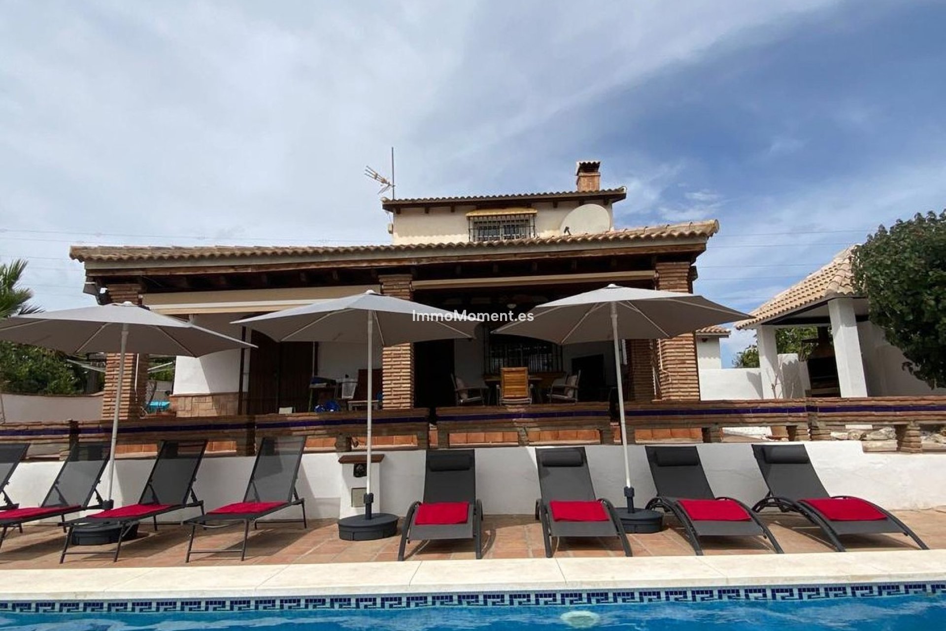 Resale - Country house - Inland  - Alhaurín el Grande Centro