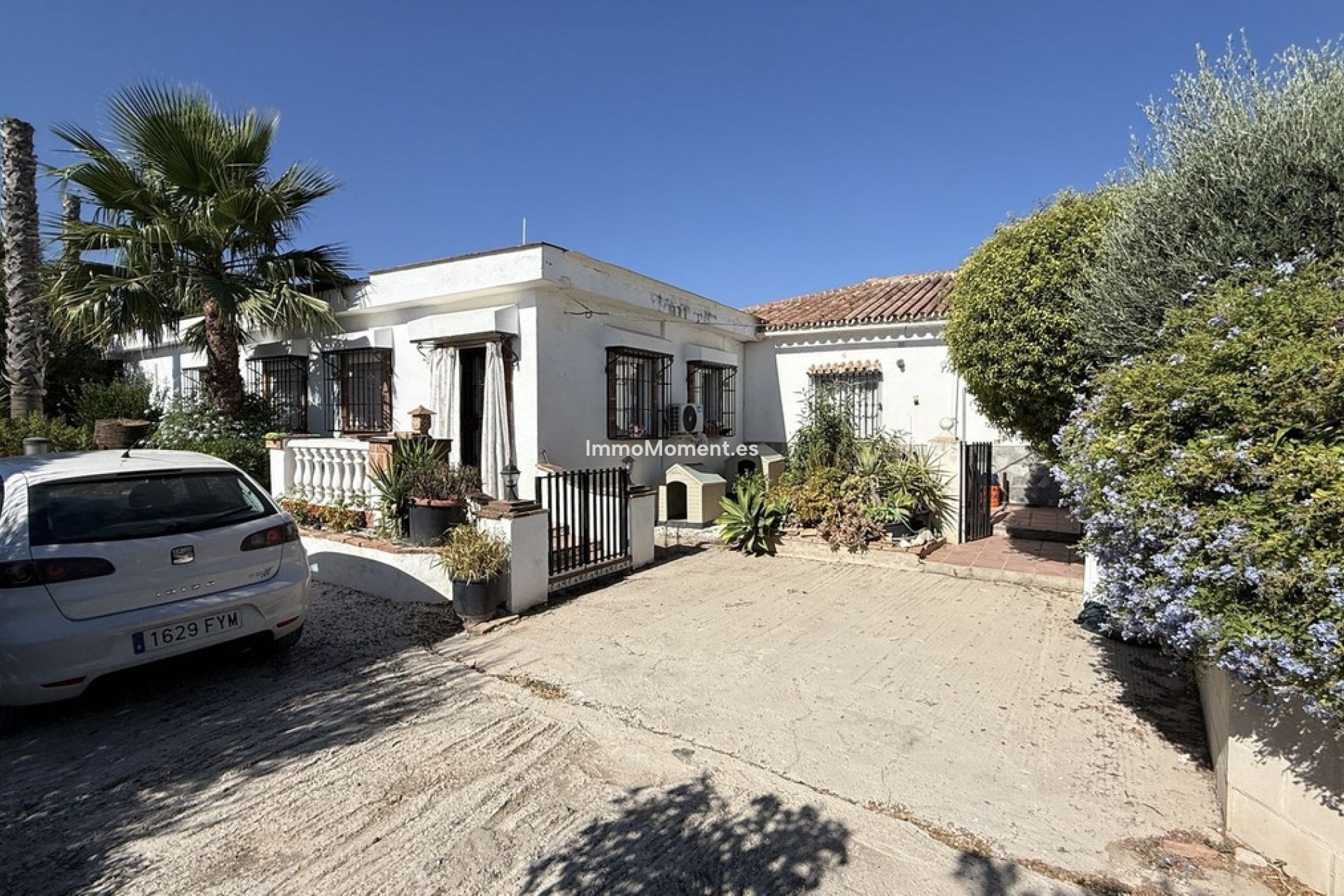 Resale - Country house - Inland  - Alhaurín el Grande Centro