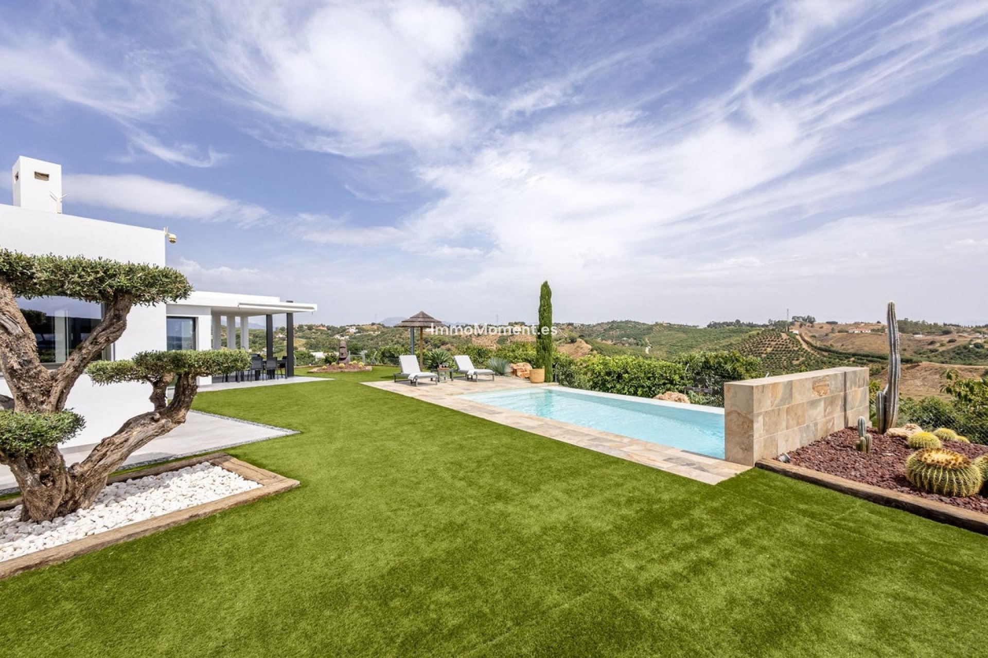 Resale - Country house - Inland  - Alhaurín el Grande Centro