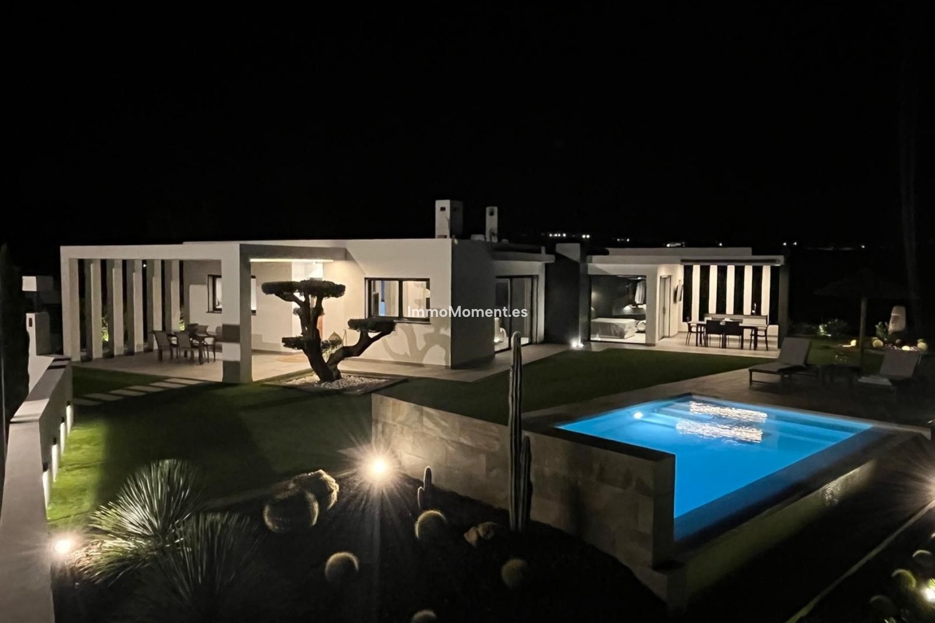 Resale - Country house - Inland  - Alhaurín el Grande Centro