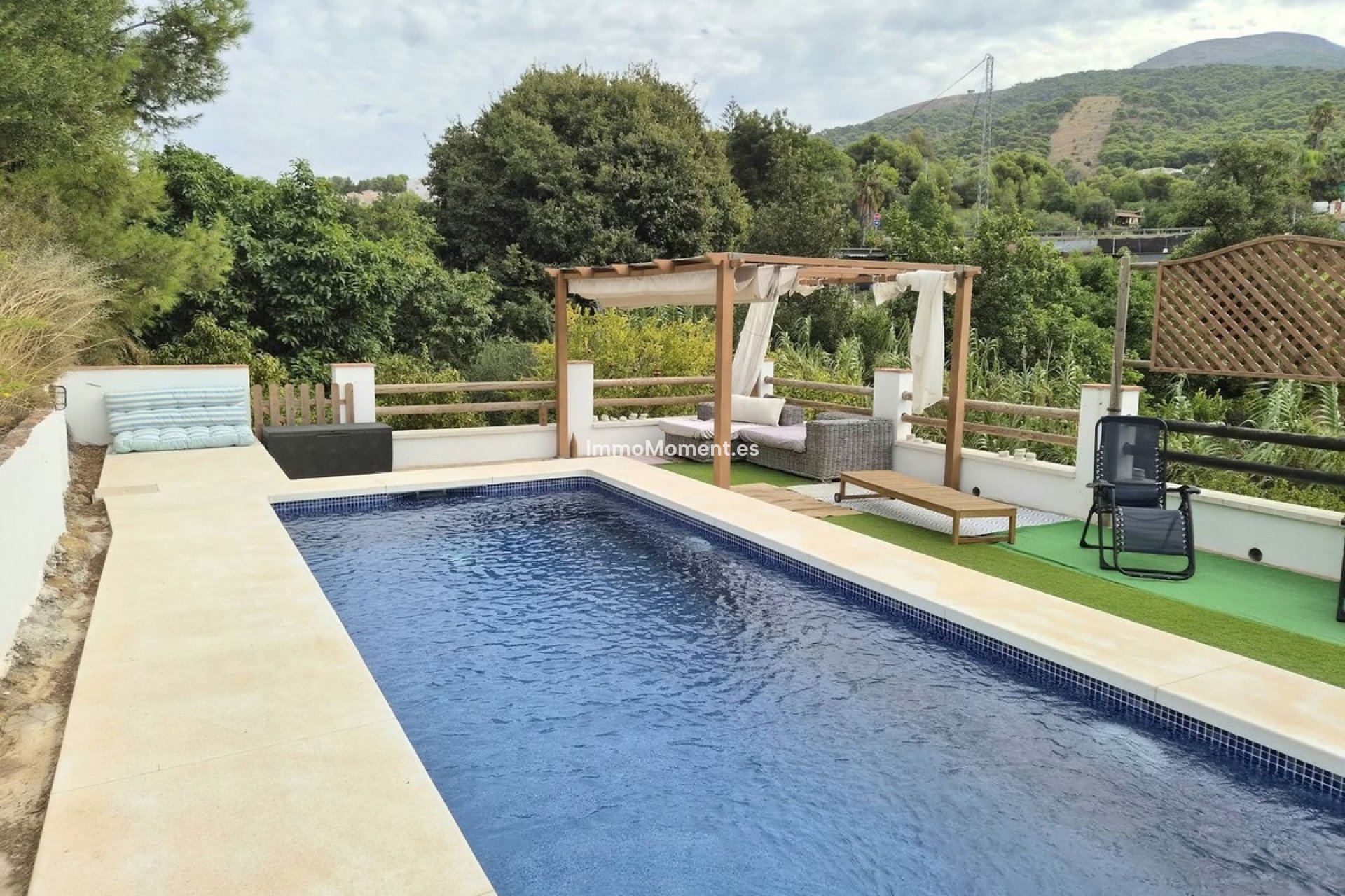 Resale - Country house - Inland  - Alhaurín el Grande Centro