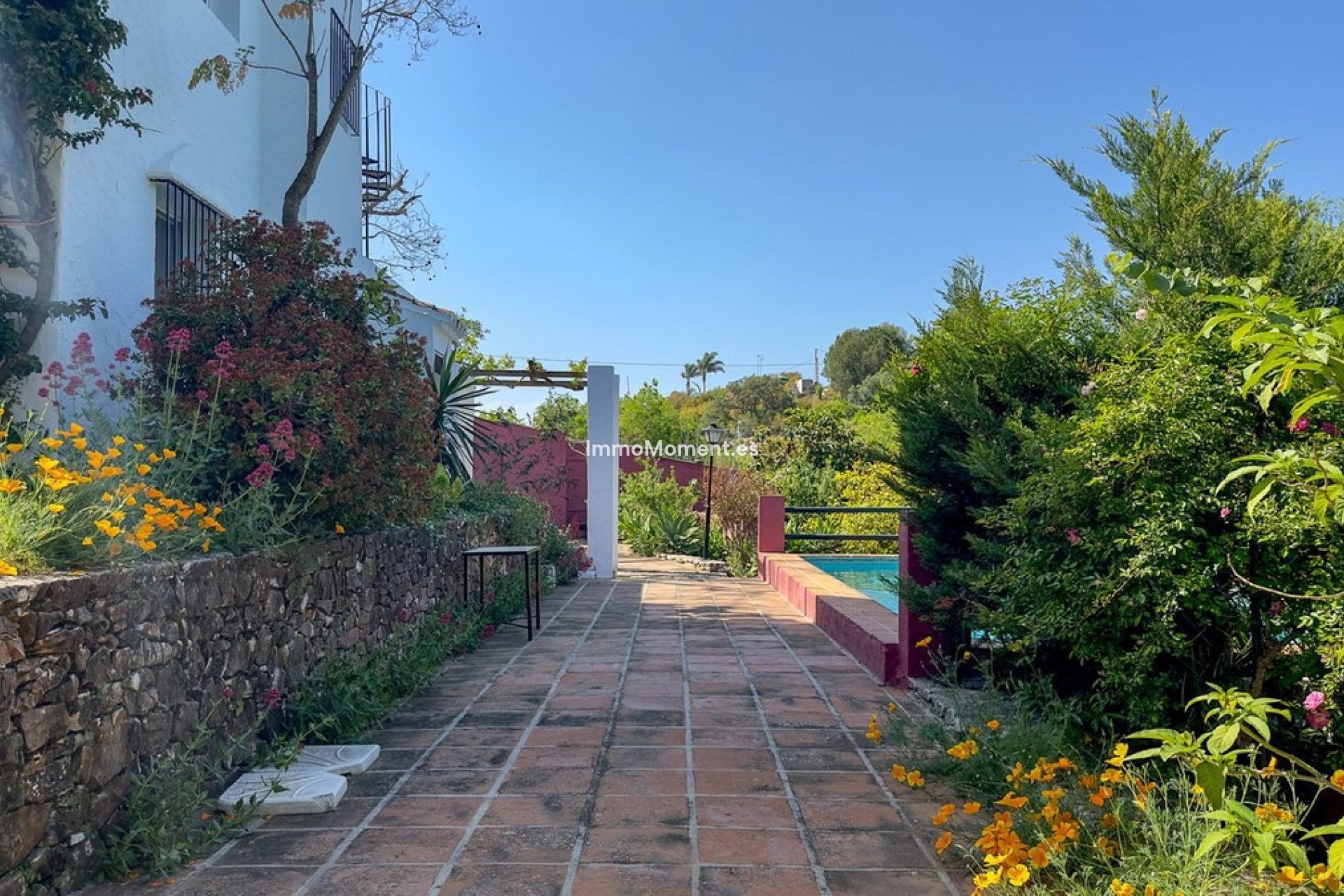 Resale - Country house - Inland  - Alhaurín el Grande Centro