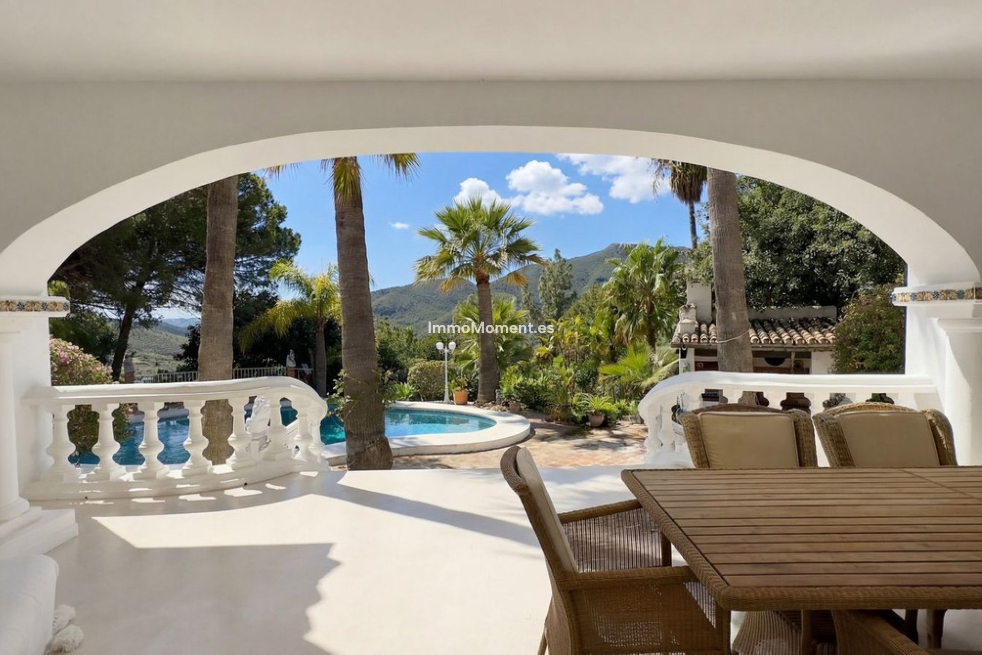 Resale - Country house - Inland  - Alhaurín el Grande Centro