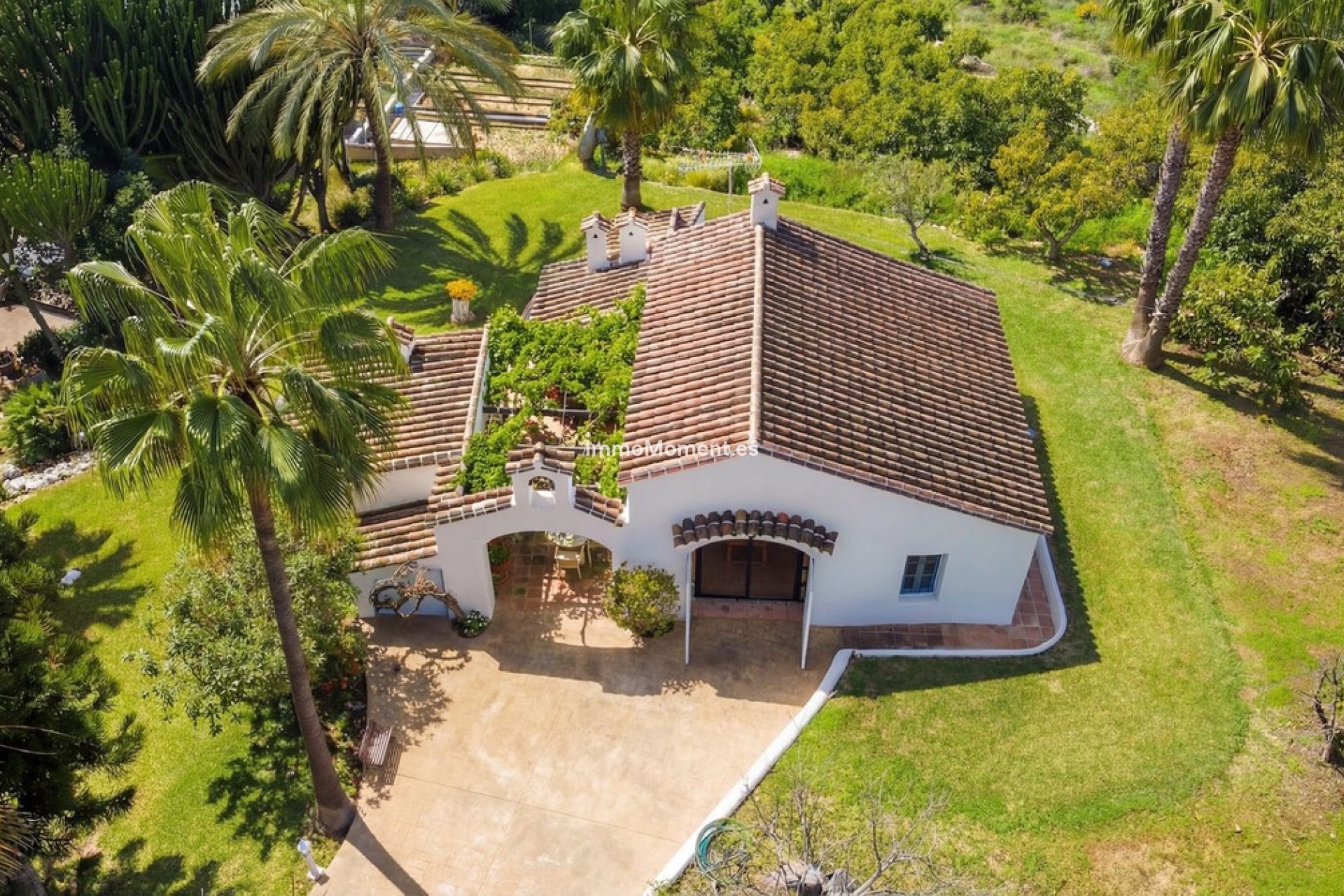 Resale - Country house - Inland  - Alhaurín el Grande Centro