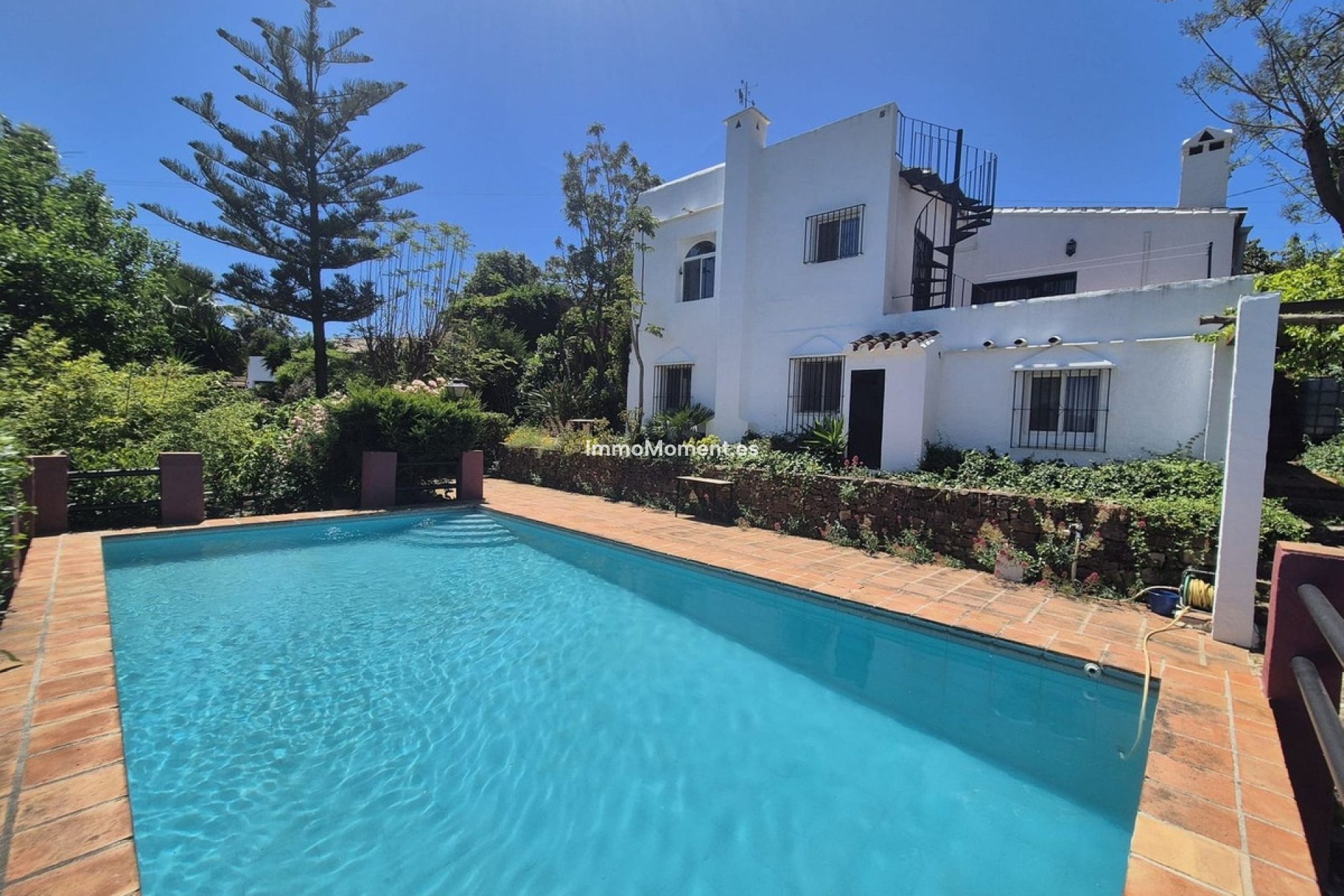 Resale - Country house - Inland  - Alhaurín el Grande Centro