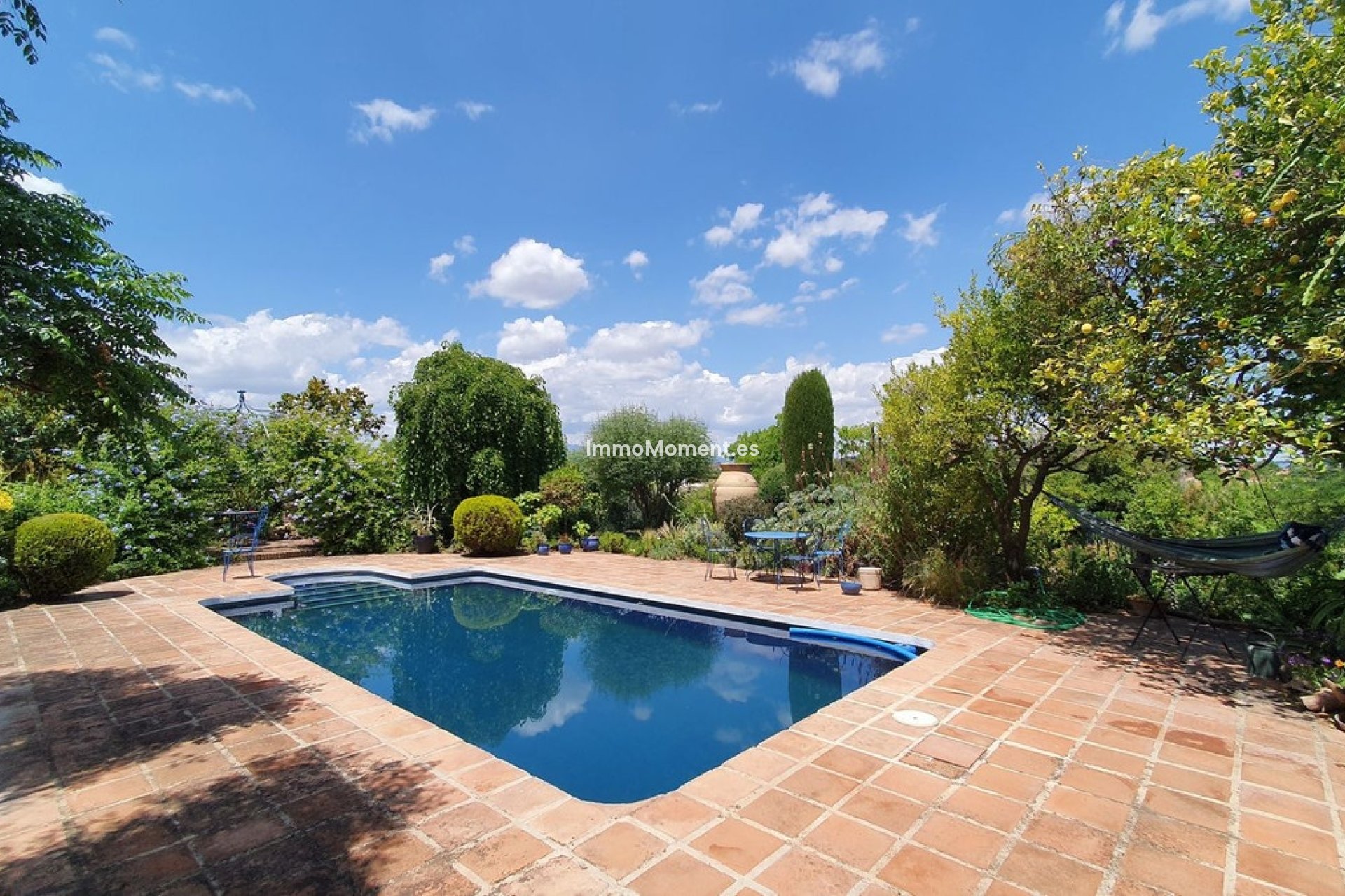 Resale - Country house - Inland  - Alhaurín el Grande Centro