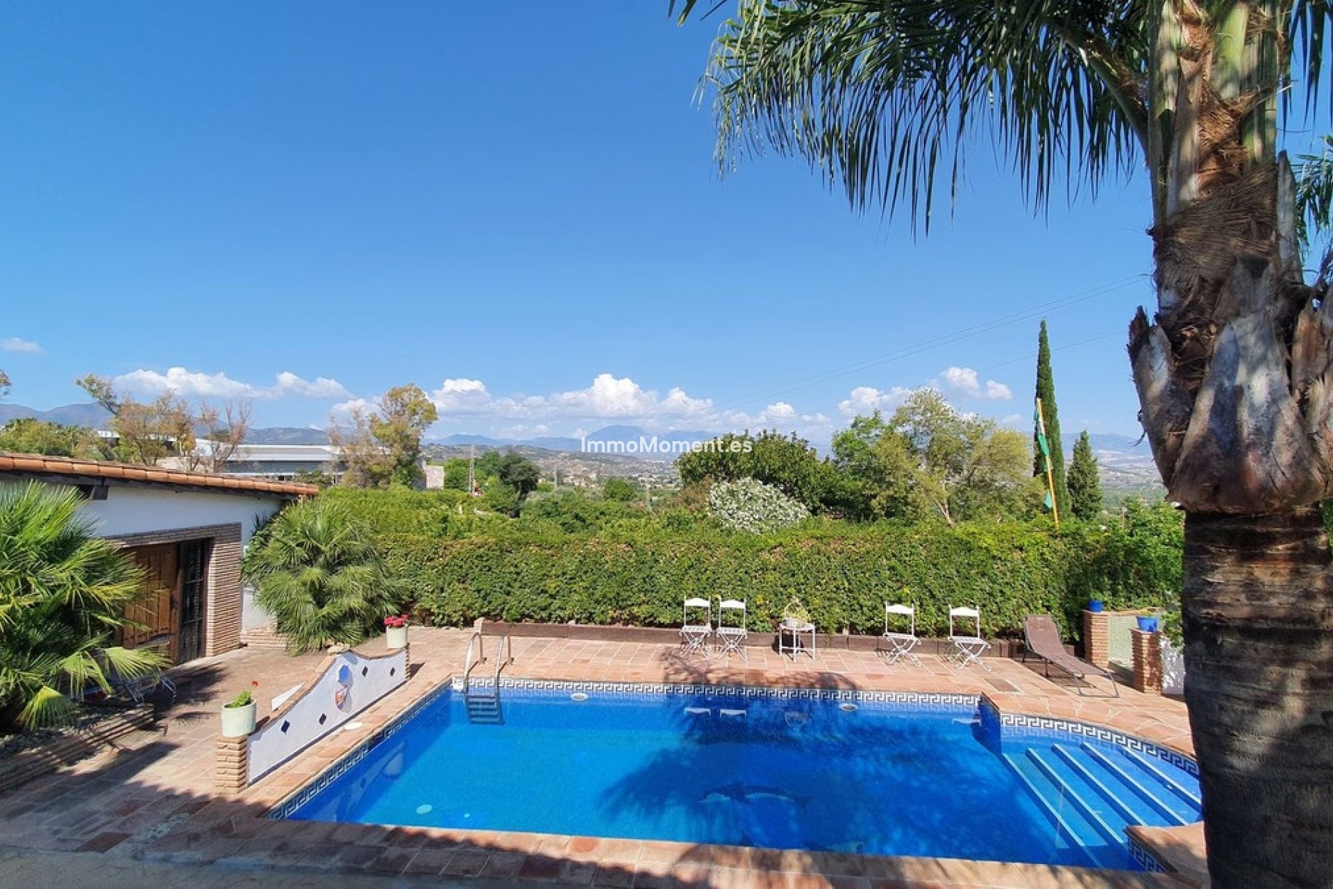 Resale - Country house - Inland  - Alhaurín el Grande Centro