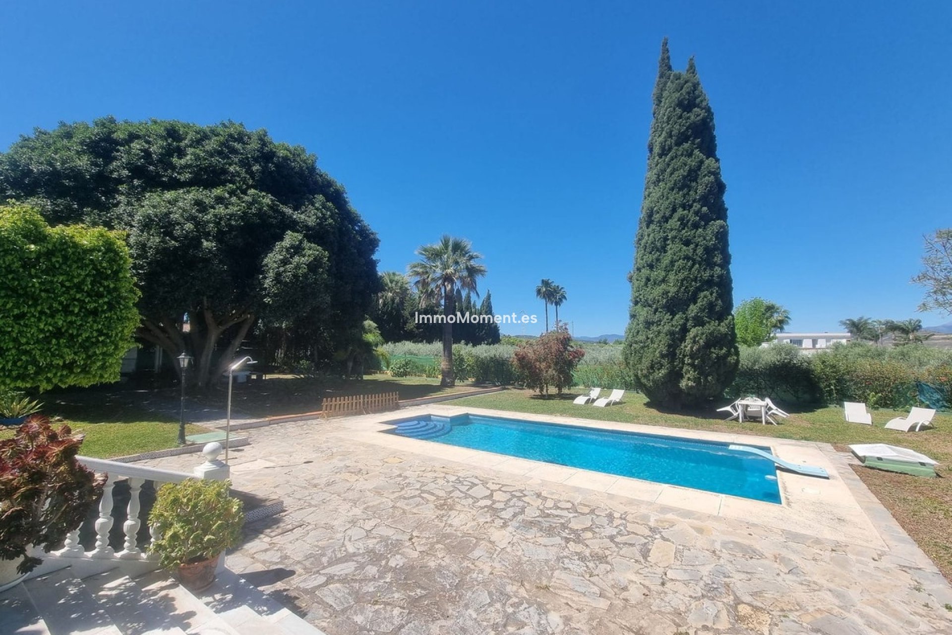 Resale - Country house - Inland  - Alhaurín el Grande Centro