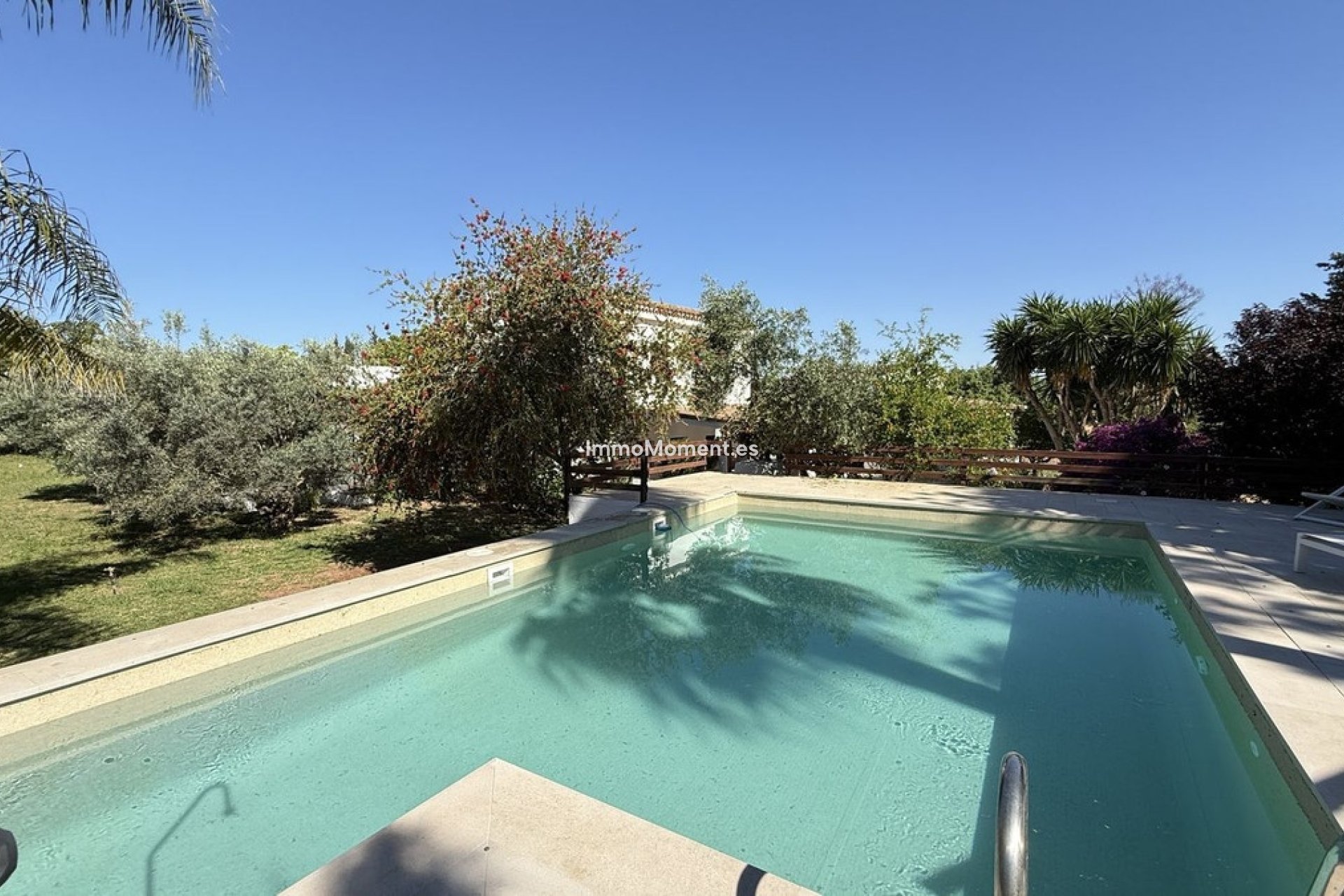 Resale - Country house - Inland  - Alhaurín el Grande Centro