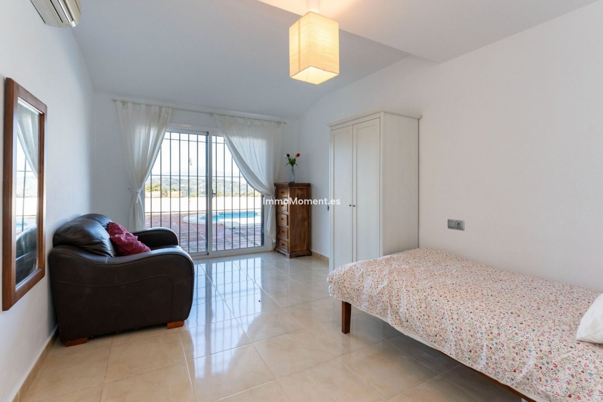 Resale - Country house - Inland  - Alhaurín el Grande Centro