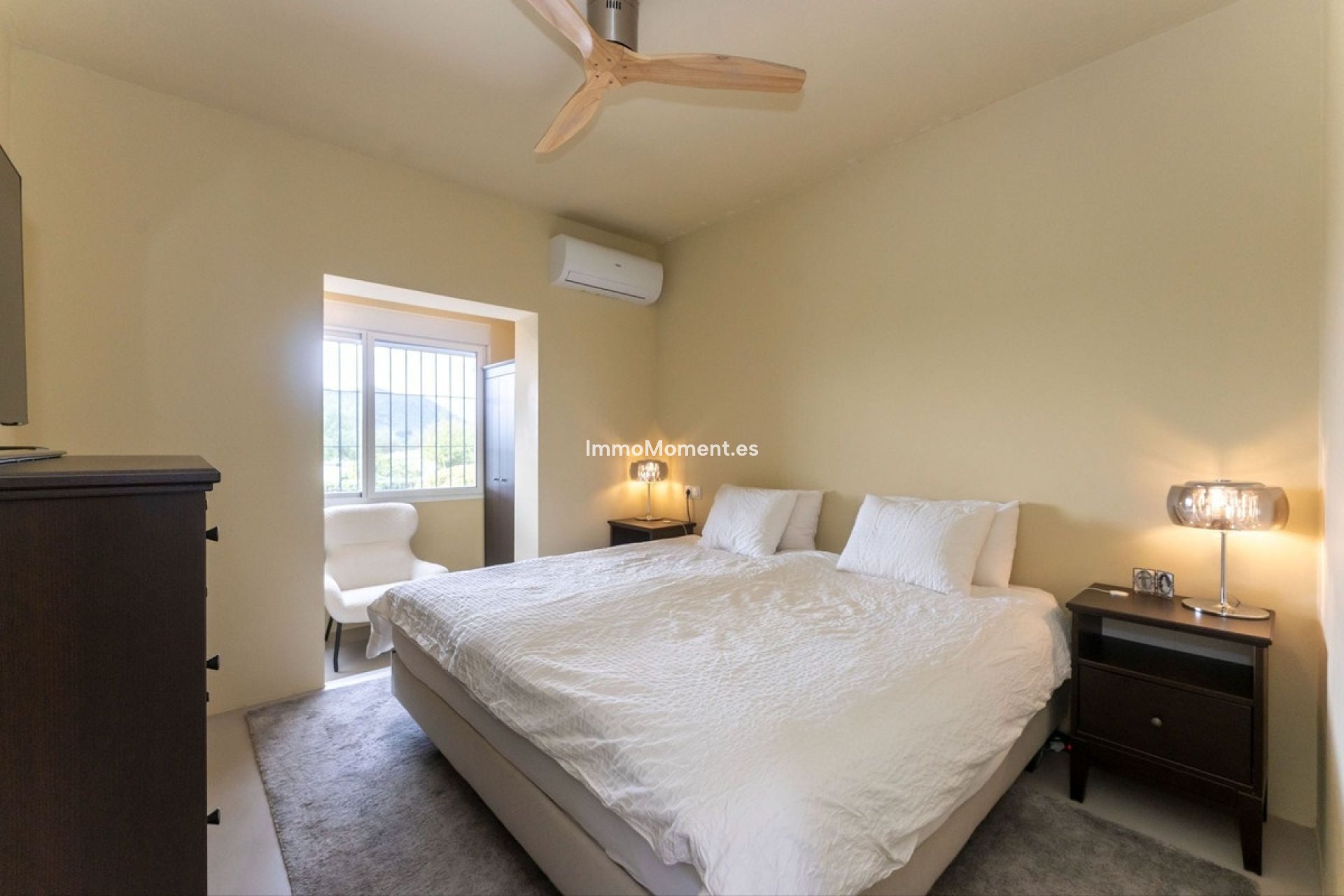 Resale - Country house - Inland  - Alhaurín el Grande Centro