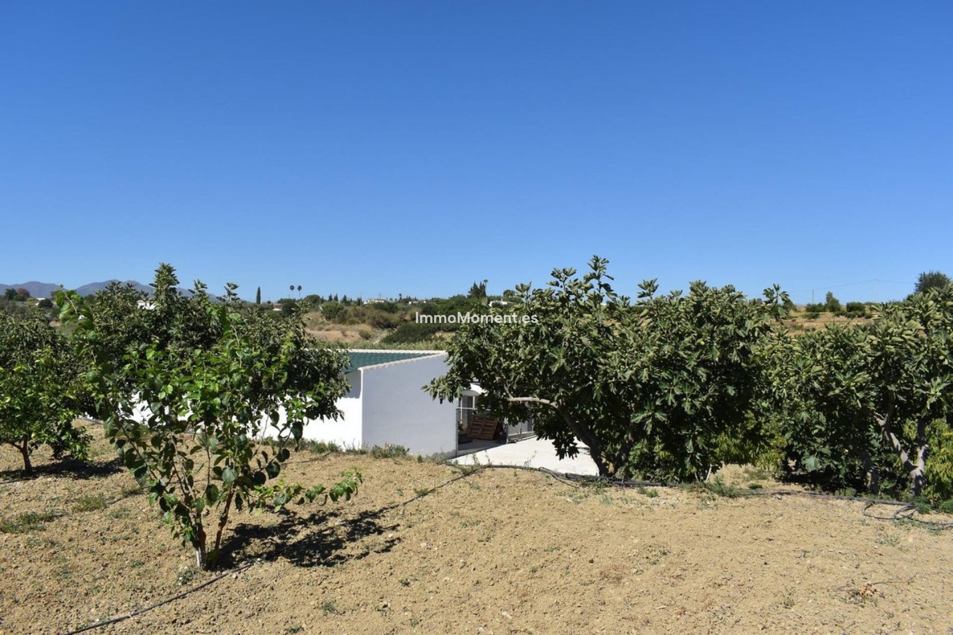 Resale - Country house - Inland  - Alhaurín el Grande Centro