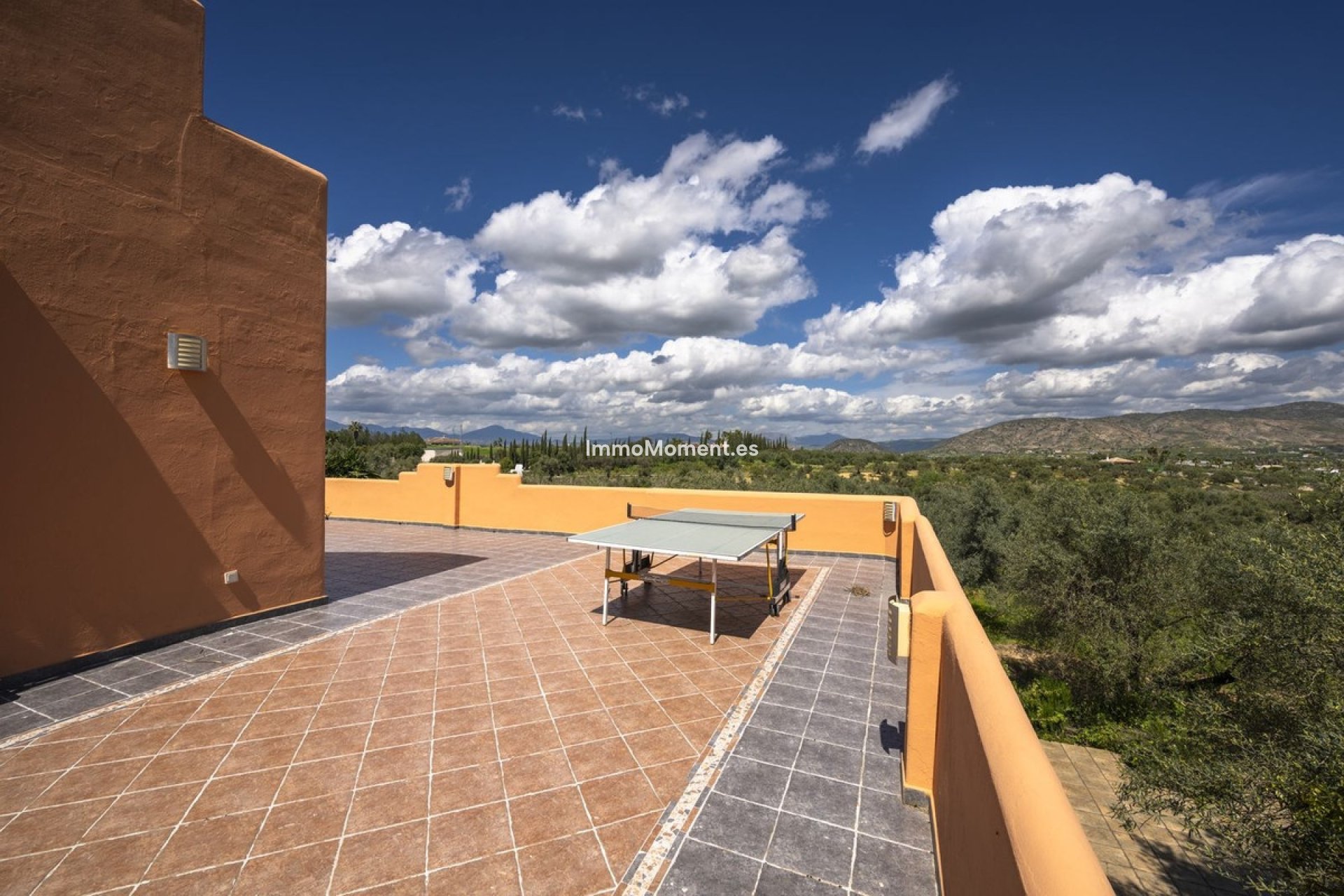 Resale - Country house - Inland  - Alhaurín el Grande Centro