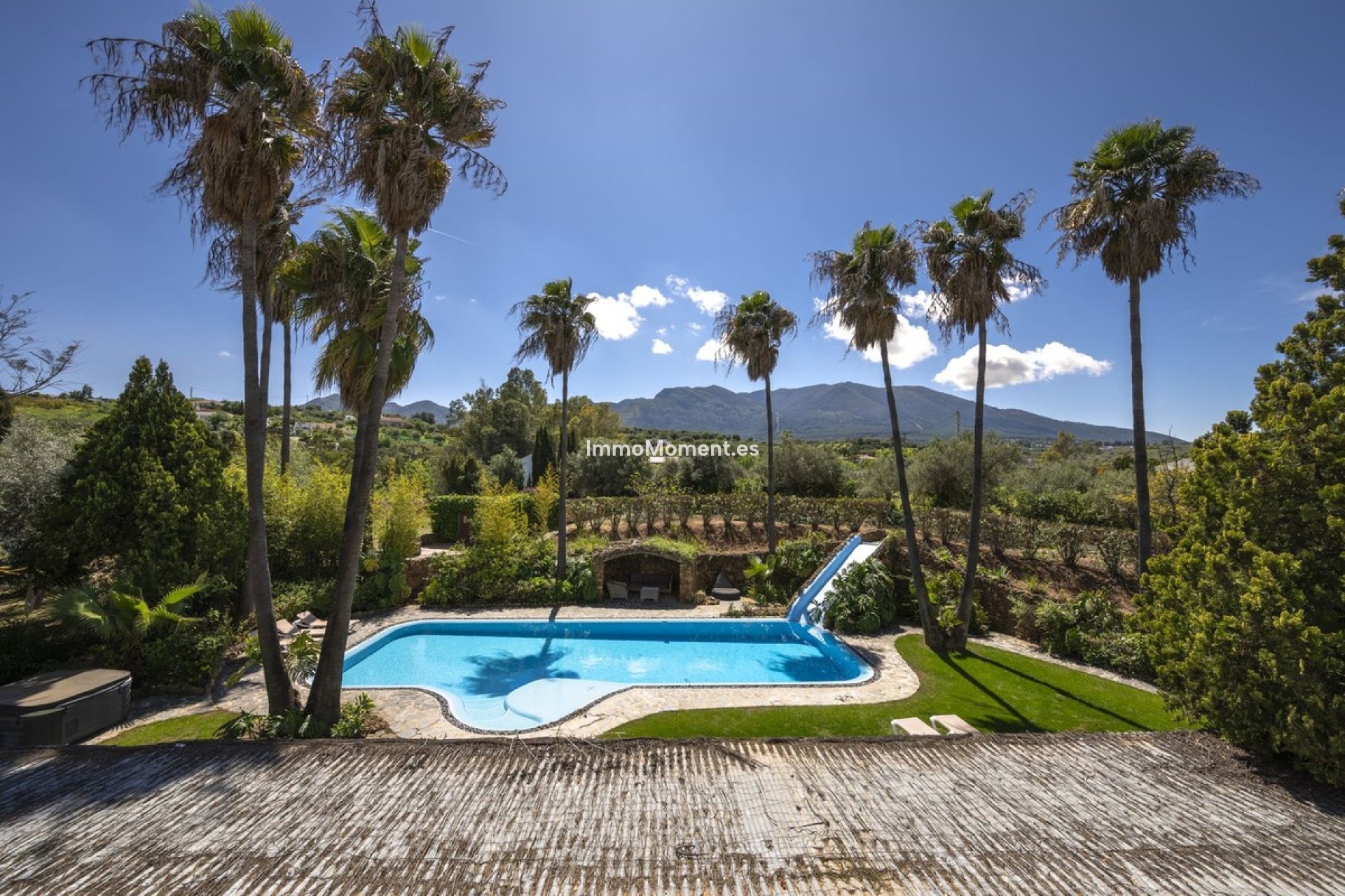 Resale - Country house - Inland  - Alhaurín el Grande Centro