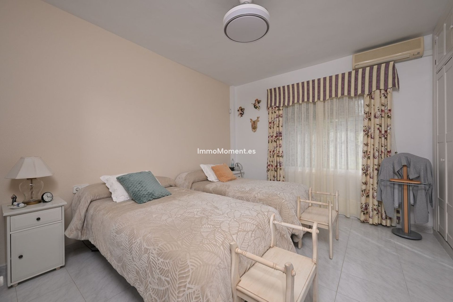 Resale - Country house - Inland  - Alhaurín el Grande Centro