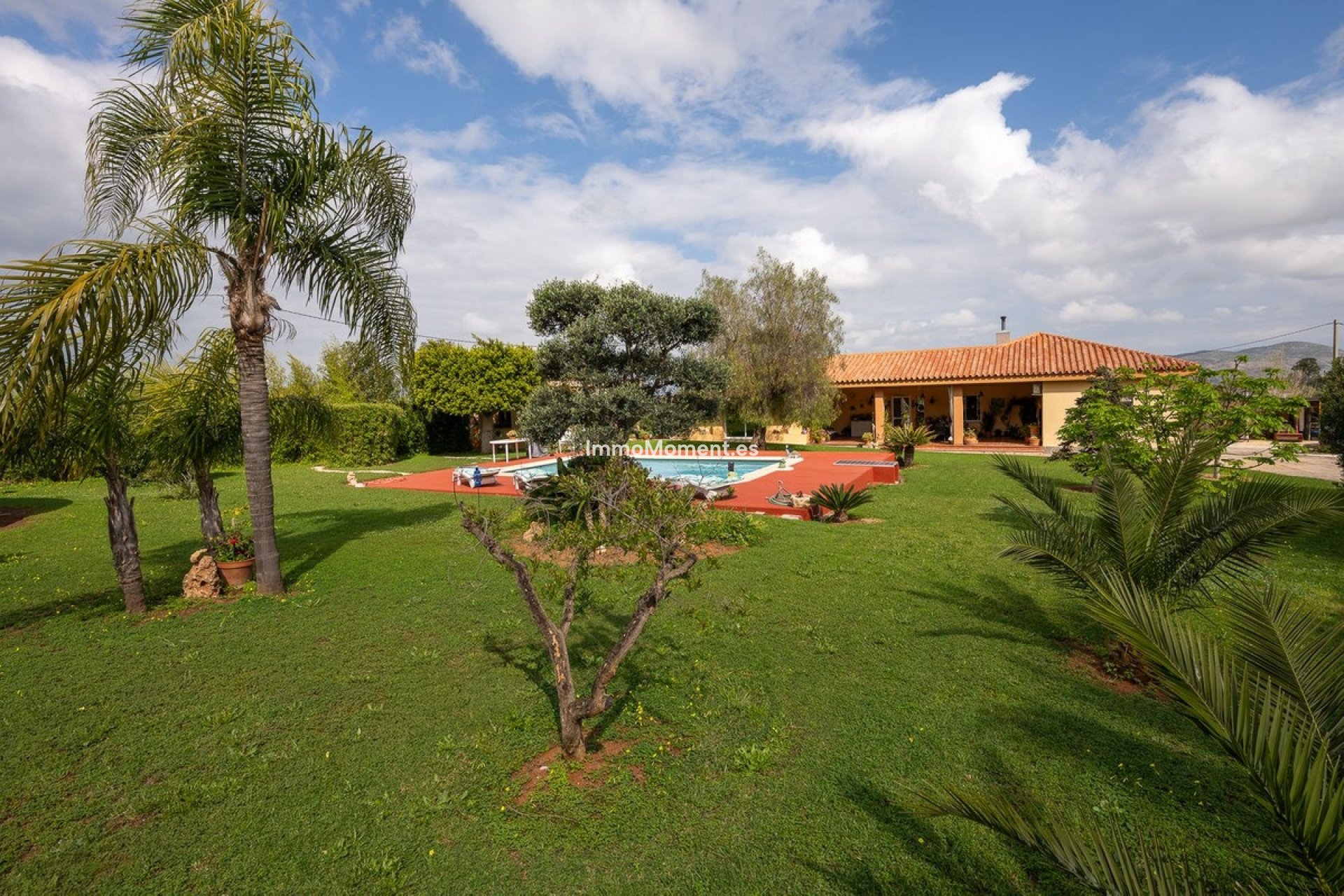 Resale - Country house - Inland  - Alhaurín el Grande Centro