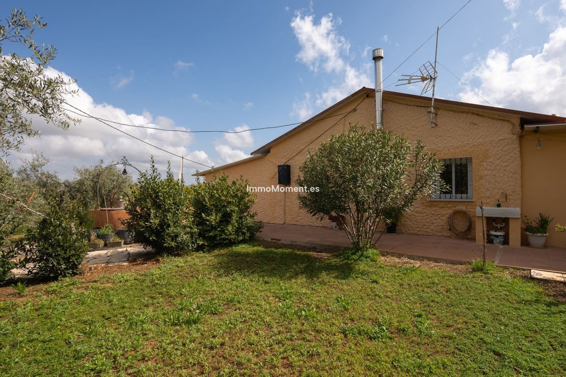 Resale - Country house - Inland  - Alhaurín el Grande Centro