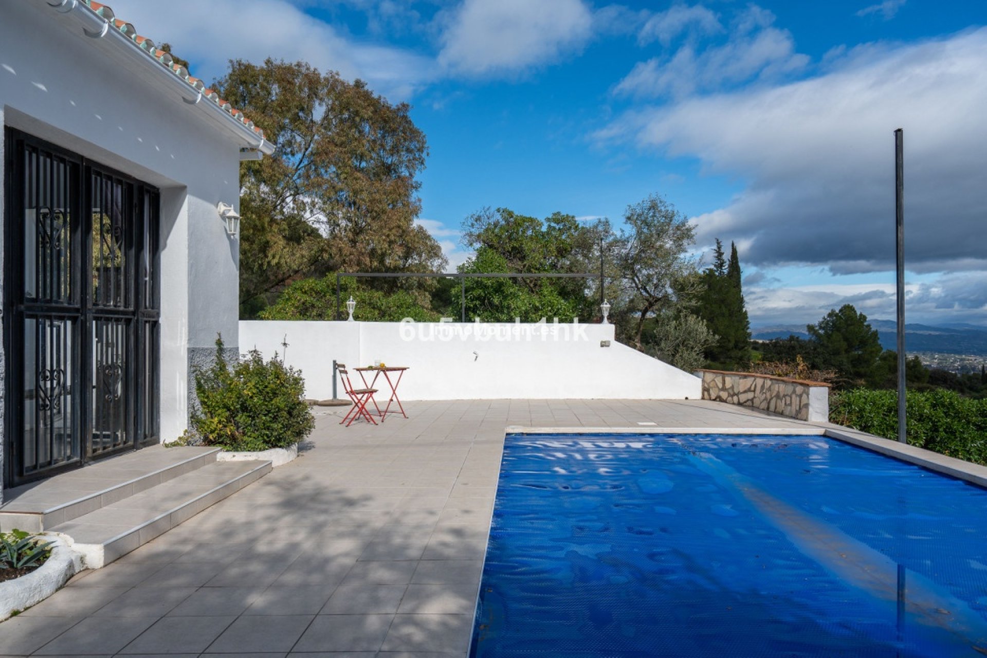 Resale - Country house - Inland  - Alhaurín el Grande Centro