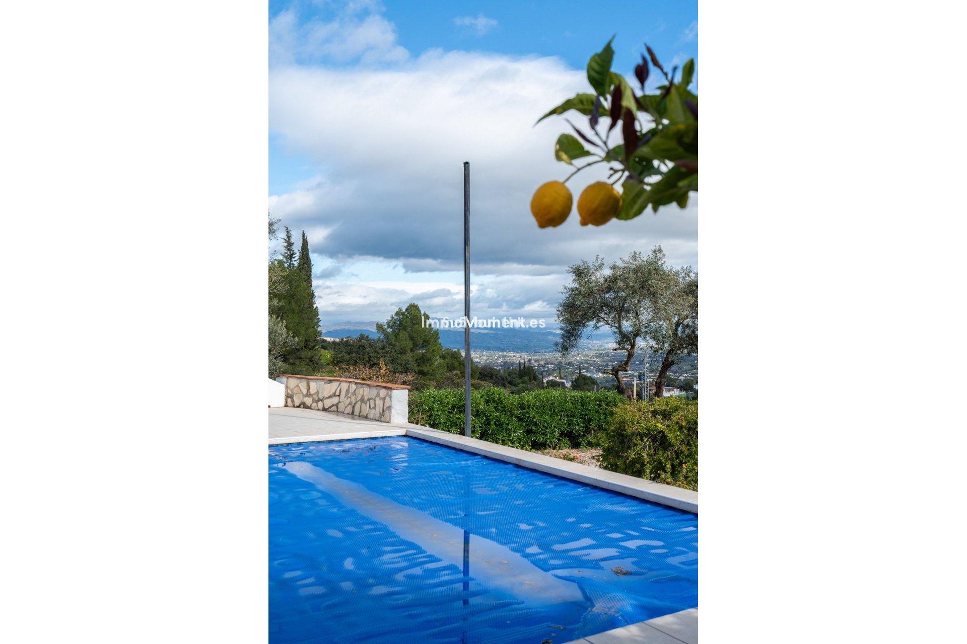 Resale - Country house - Inland  - Alhaurín el Grande Centro