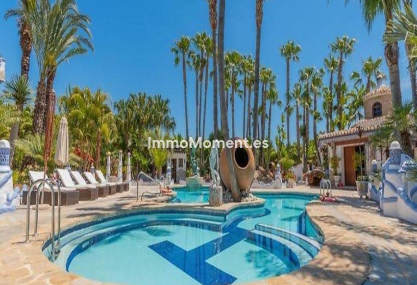 Resale - Country house - Inland  - Alhaurín el Grande Centro