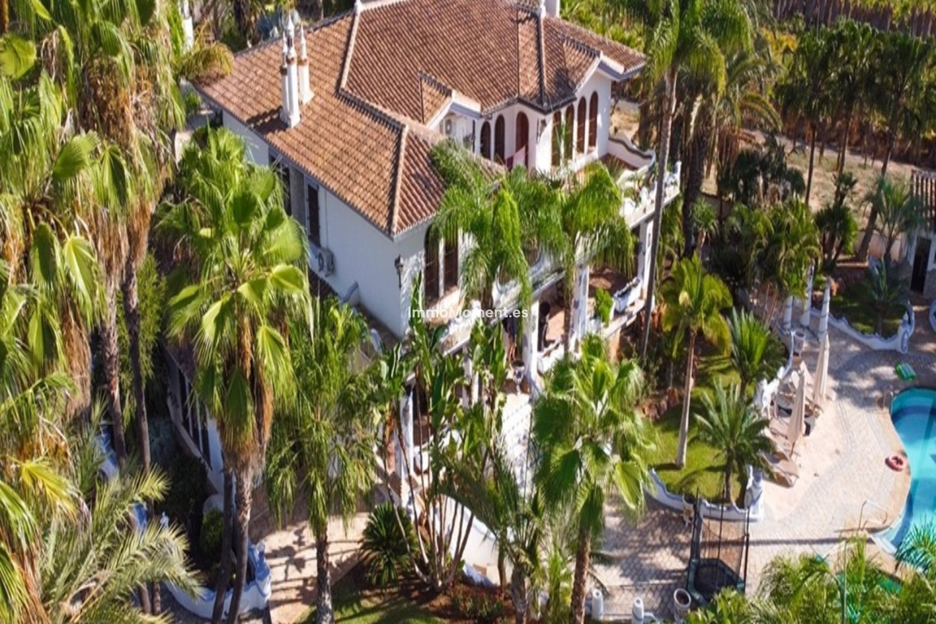 Resale - Country house - Inland  - Alhaurín el Grande Centro