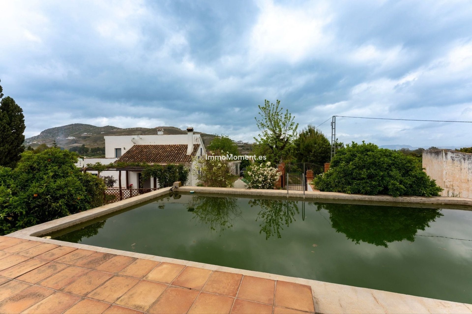 Resale - Country house - Inland  - Alhaurín el Grande Centro