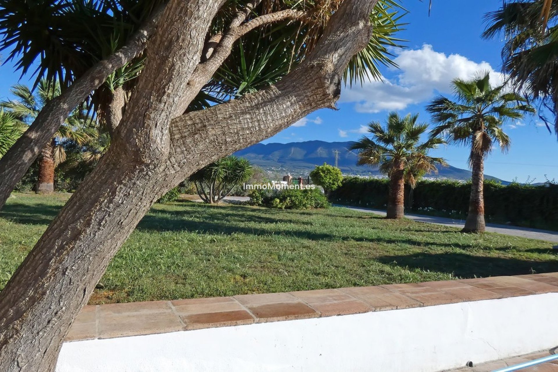 Resale - Country house - Inland  - Alhaurín el Grande Centro