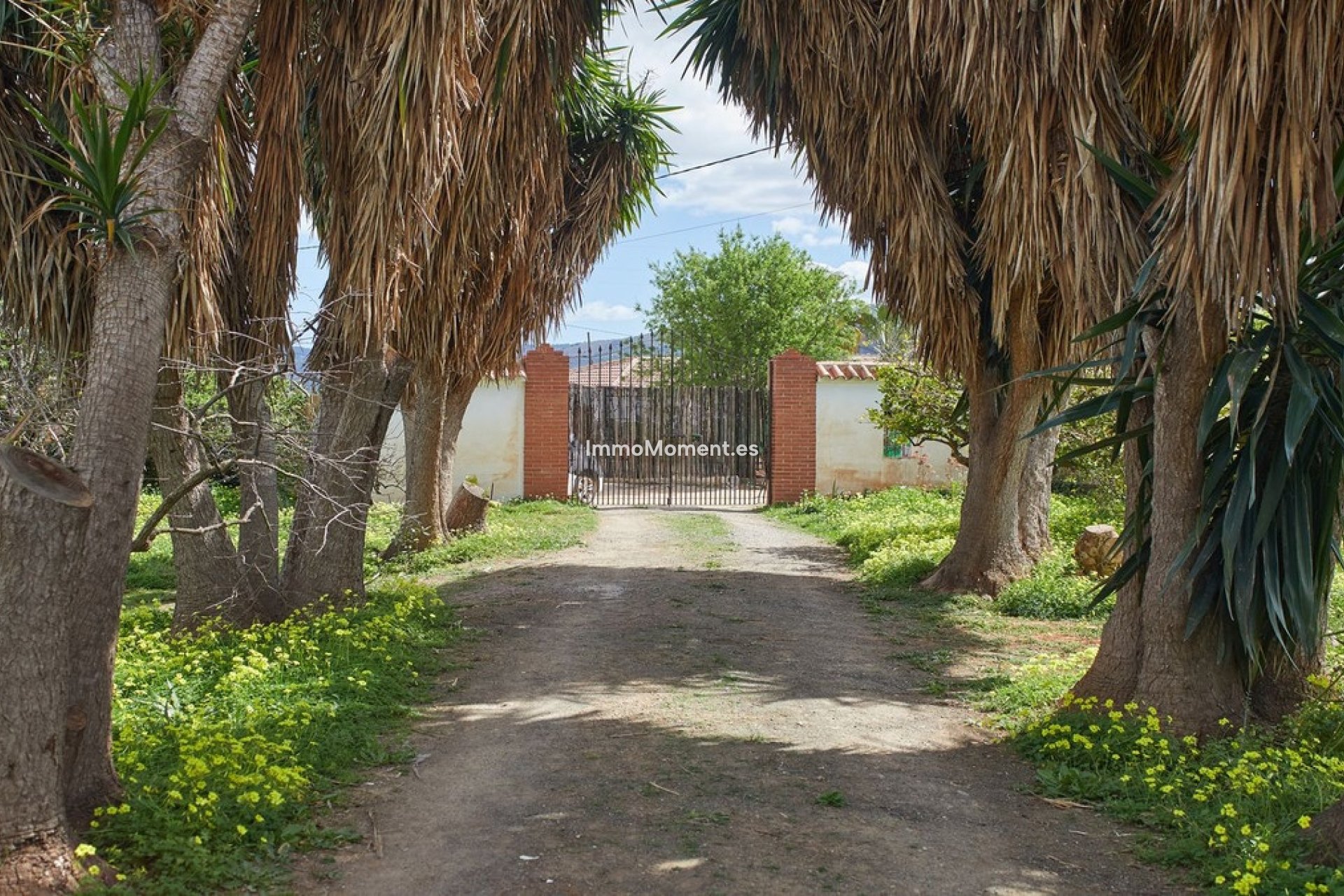 Resale - Country house - Inland  - Alhaurín el Grande Centro