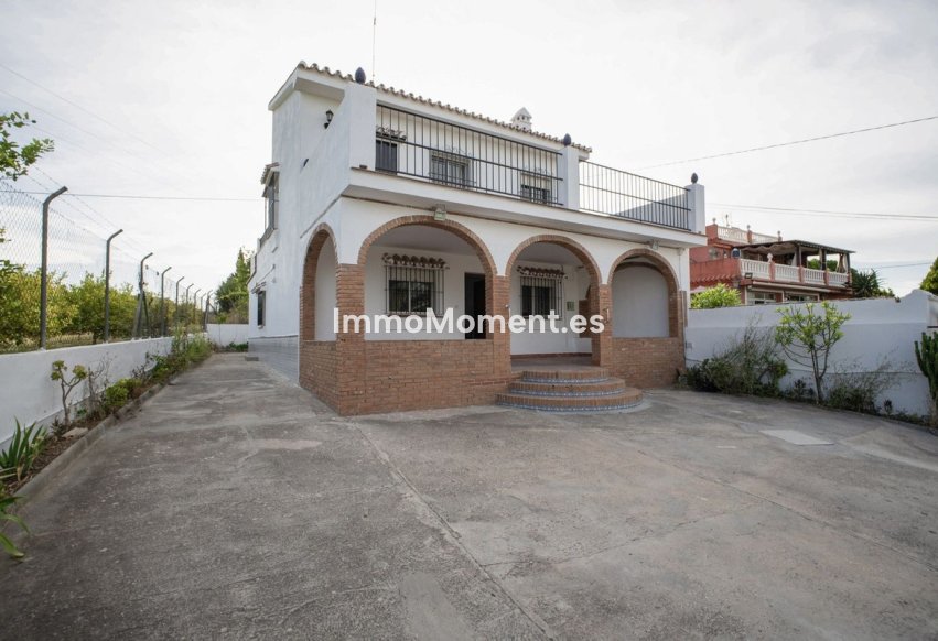 Resale - Country house - Inland  - Alhaurín el Grande Centro