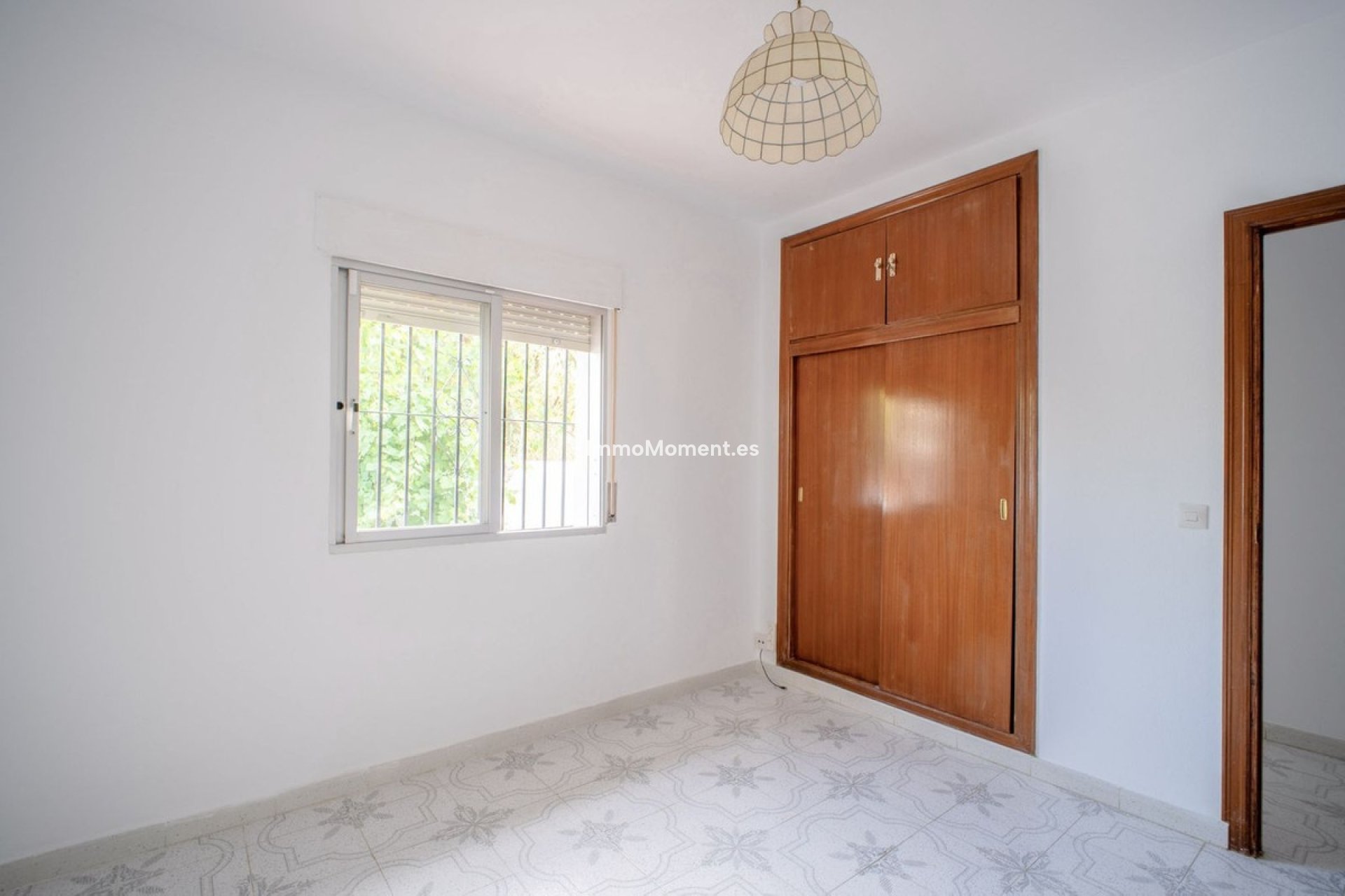Resale - Country house - Inland  - Alhaurín el Grande Centro