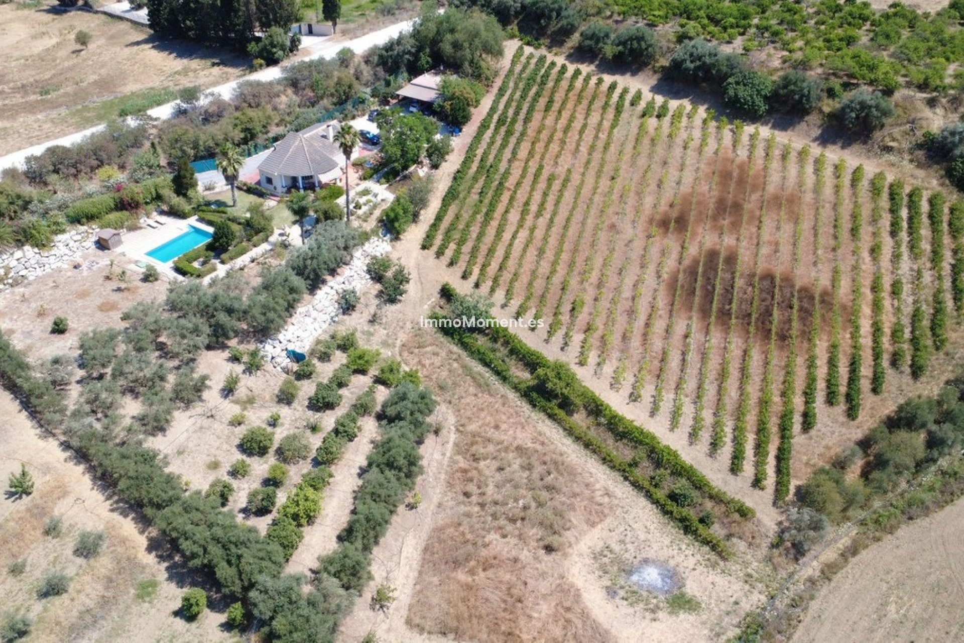 Resale - Country house - Inland  - Alhaurín el Grande Centro