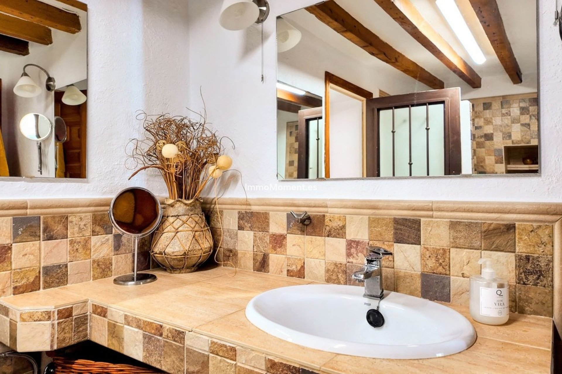 Resale - Country house - Inland  - Almogía