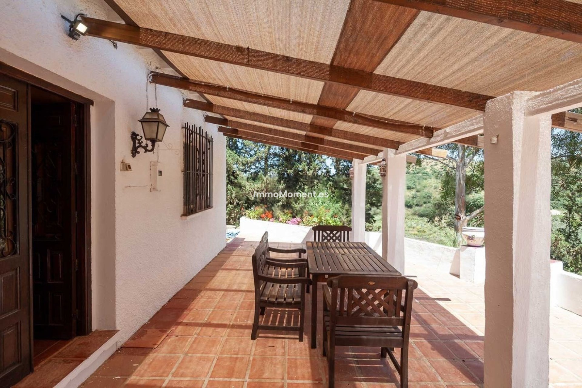 Resale - Country house - Inland  - Almogía