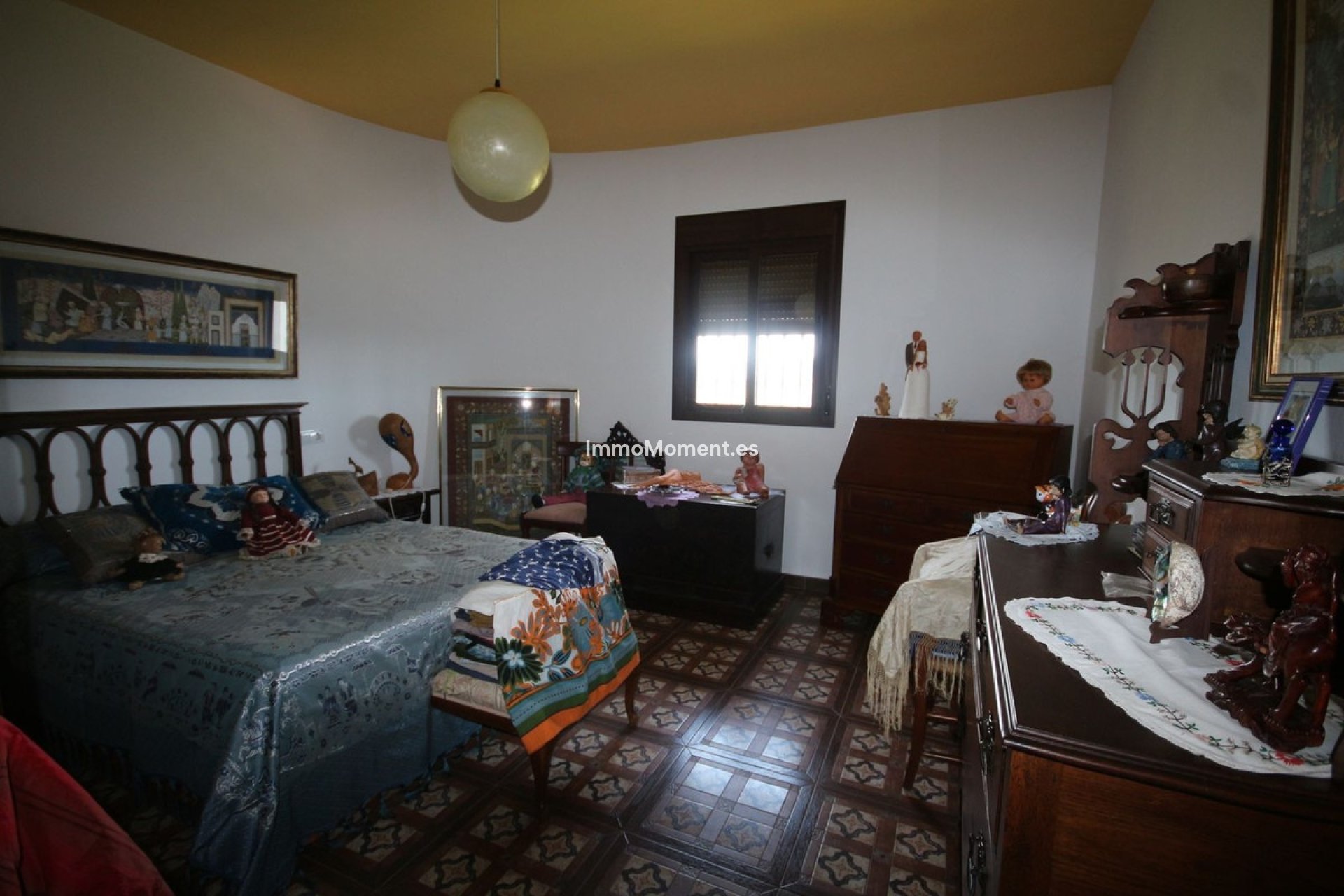 Resale - Country house - Inland  - Almogía
