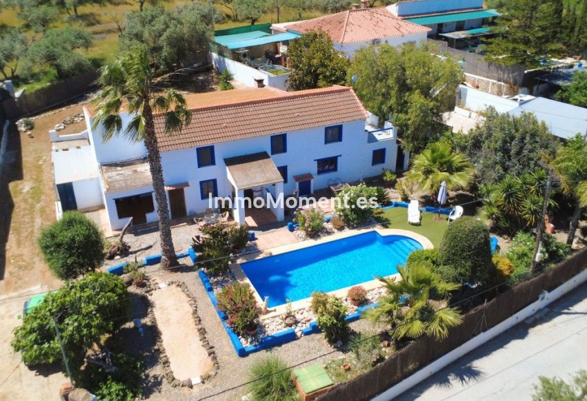 Resale - Country house - Inland  - Alora