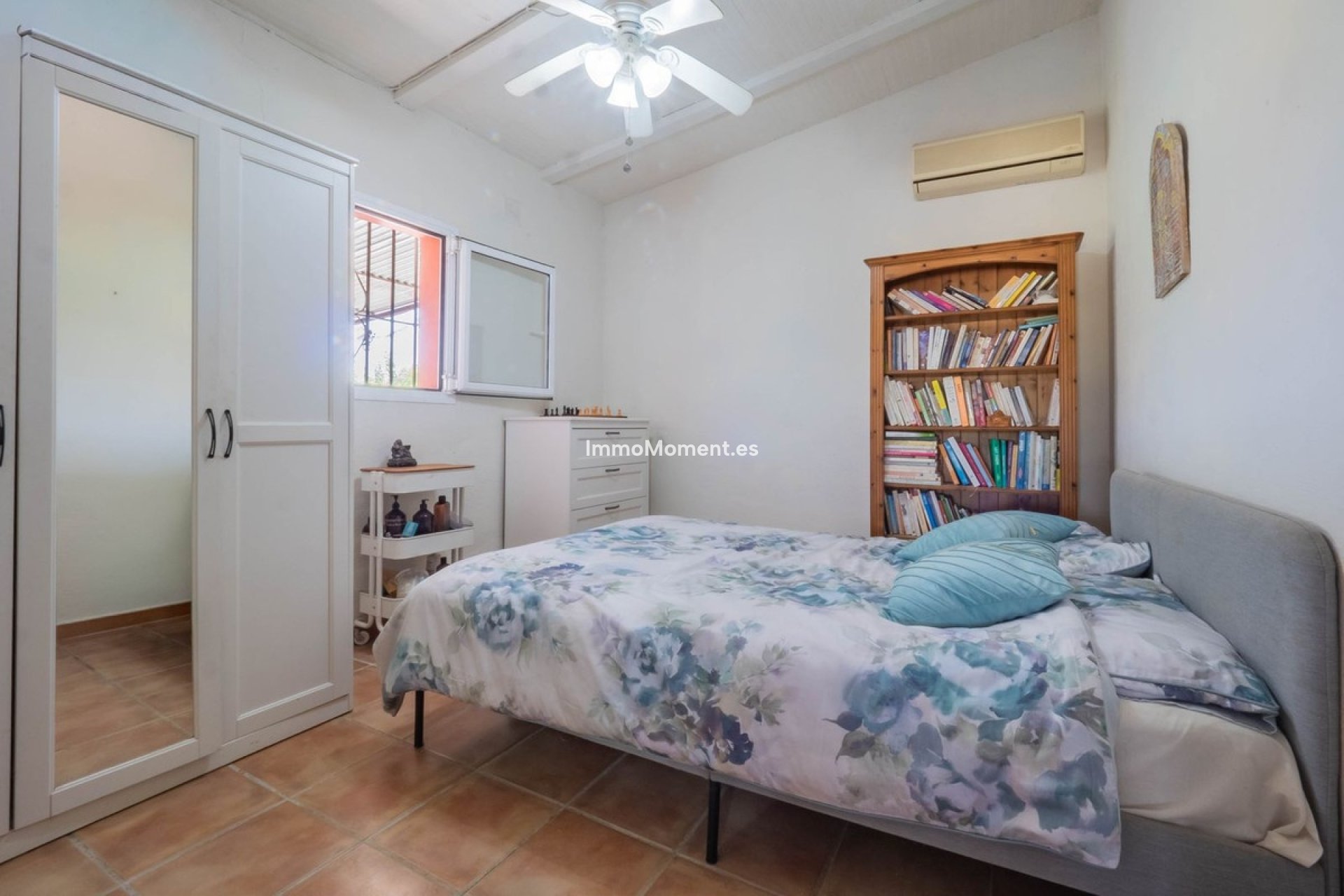 Resale - Country house - Inland  - Coín