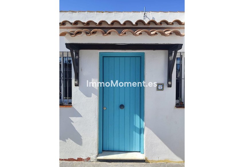 Resale - Country house - Inland  - Coín