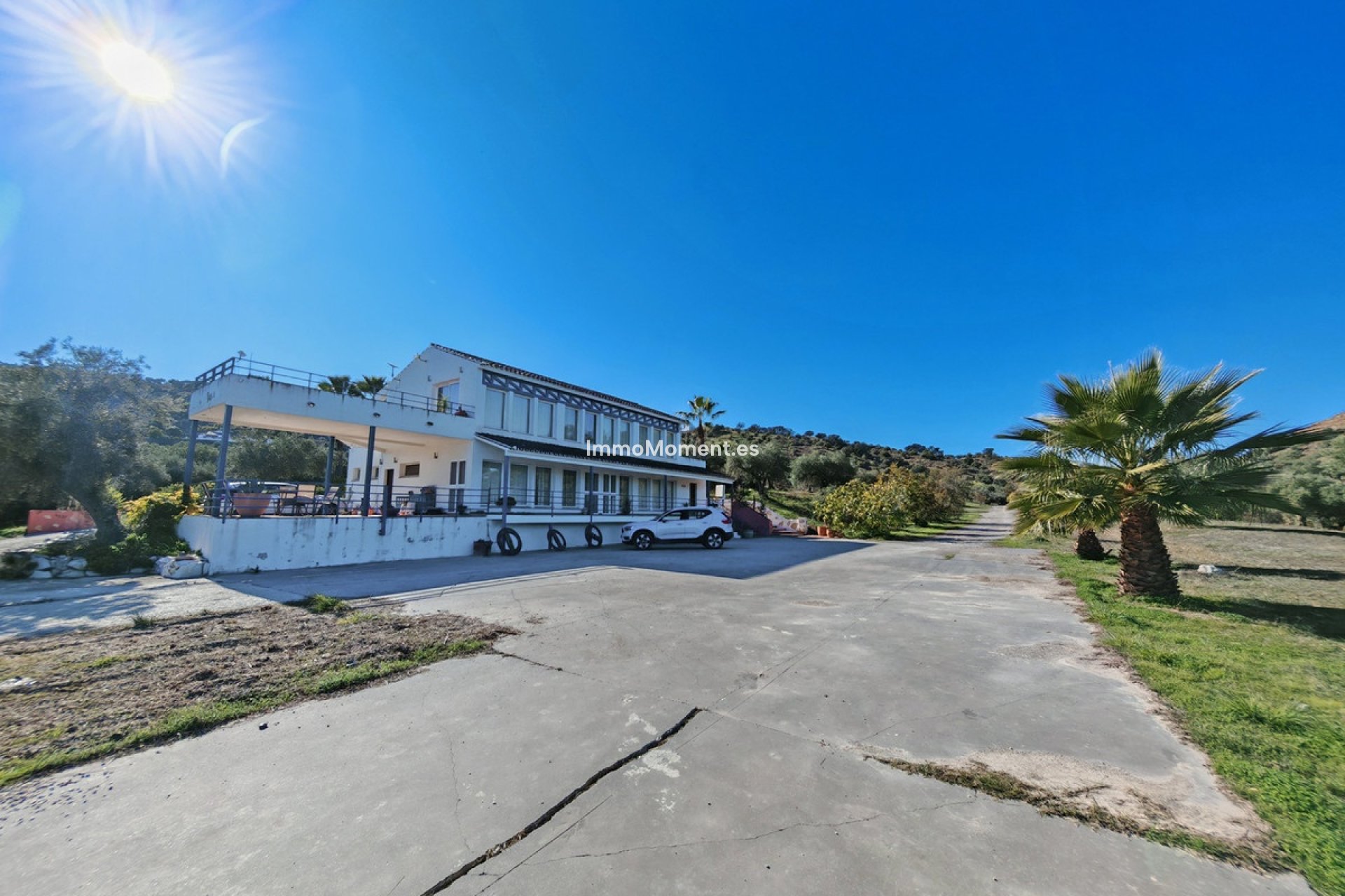 Resale - Country house - Inland  - Coín