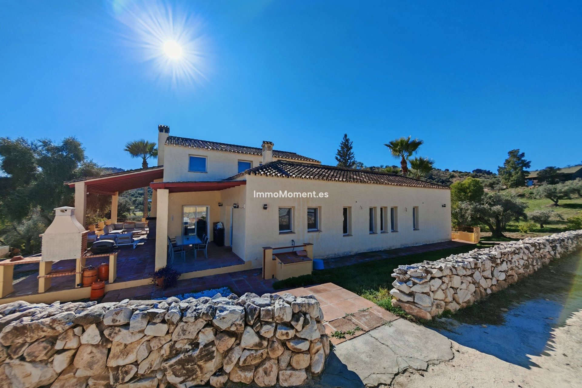 Resale - Country house - Inland  - Coín