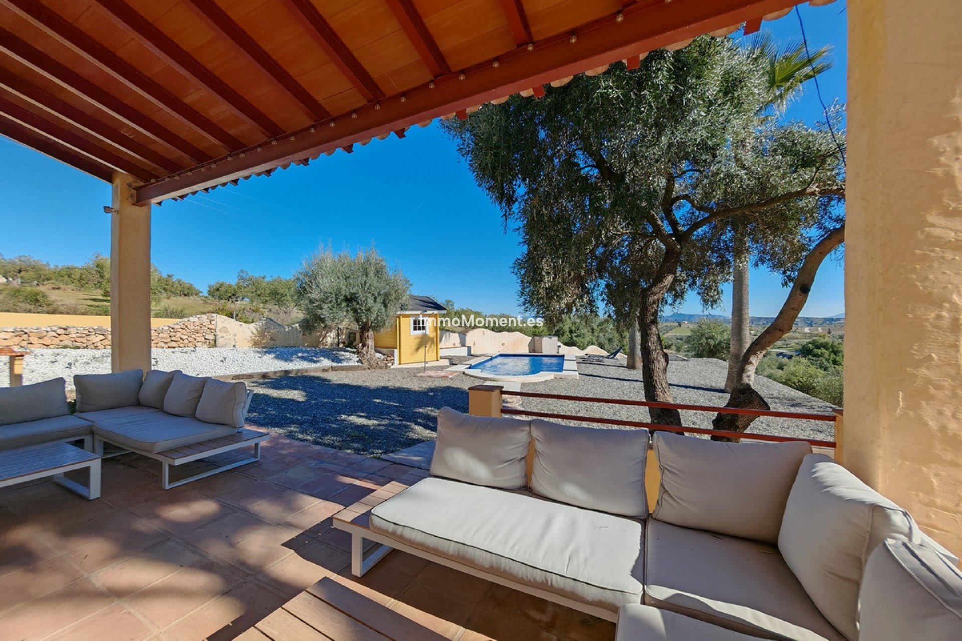 Resale - Country house - Inland  - Coín