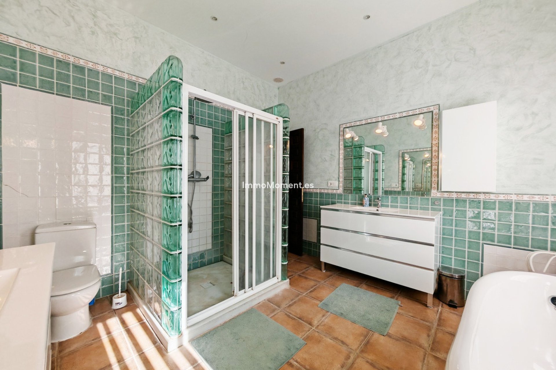 Resale - Country house - Inland  - Coín