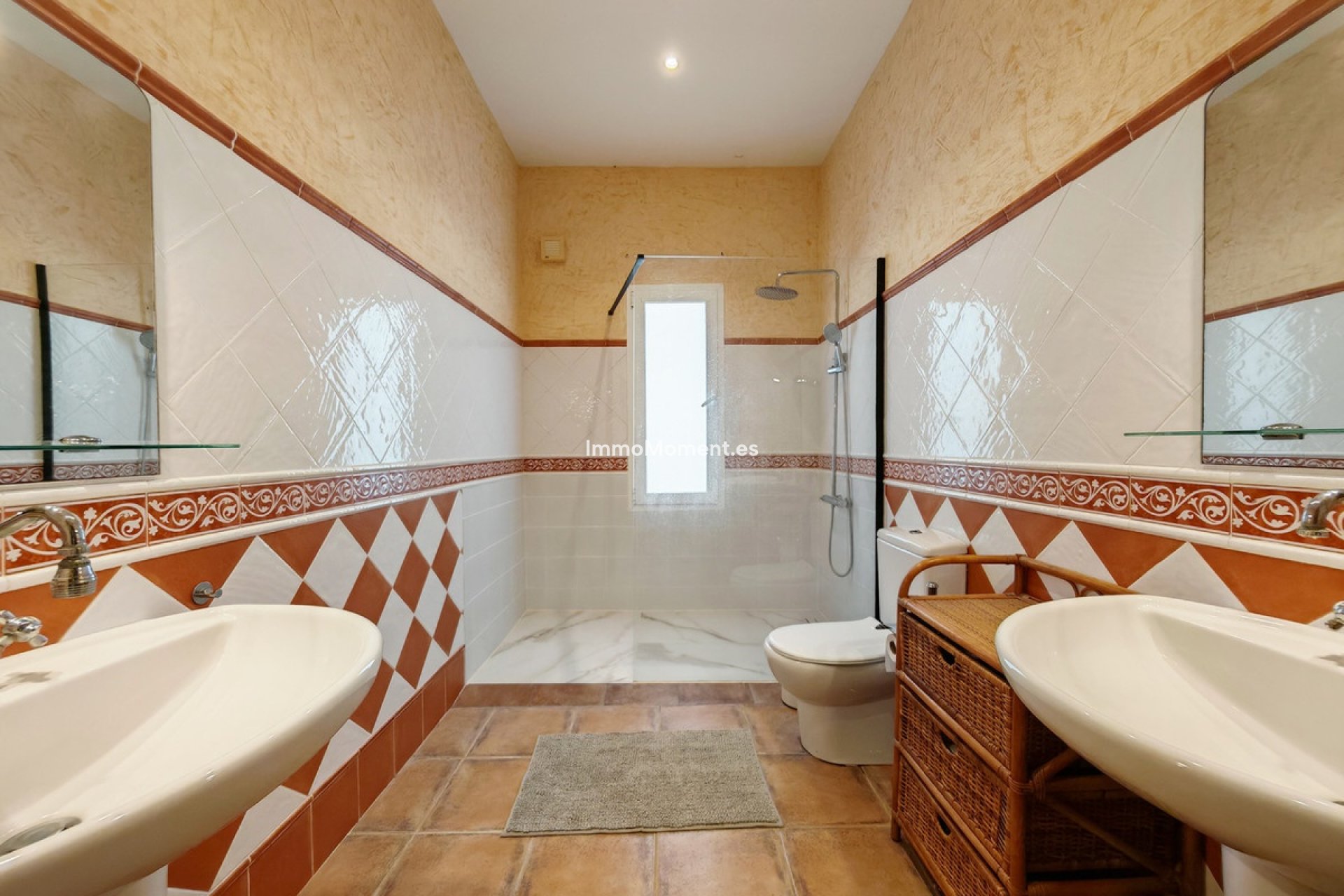 Resale - Country house - Inland  - Coín