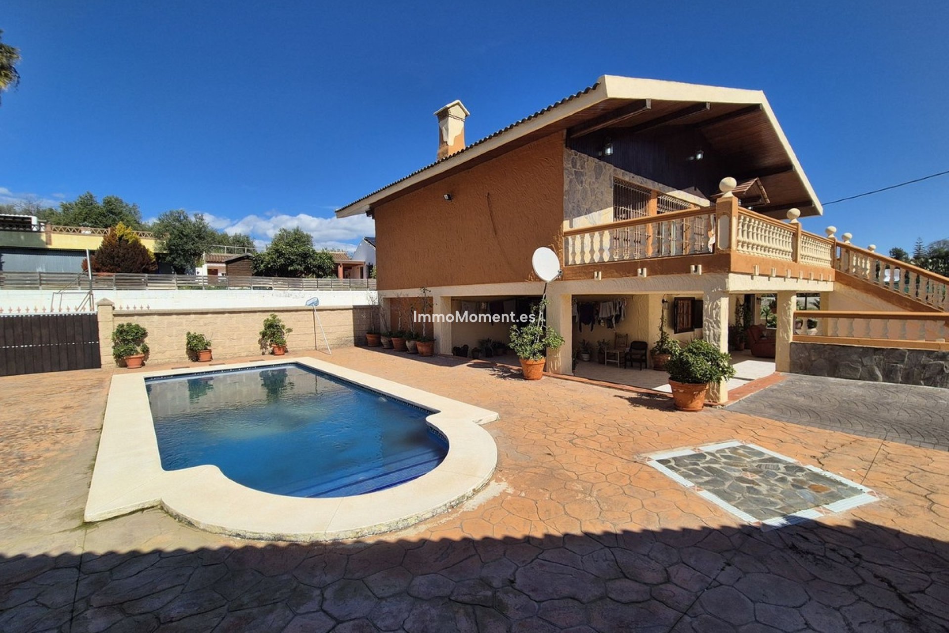 Resale - Country house - Inland  - Coín