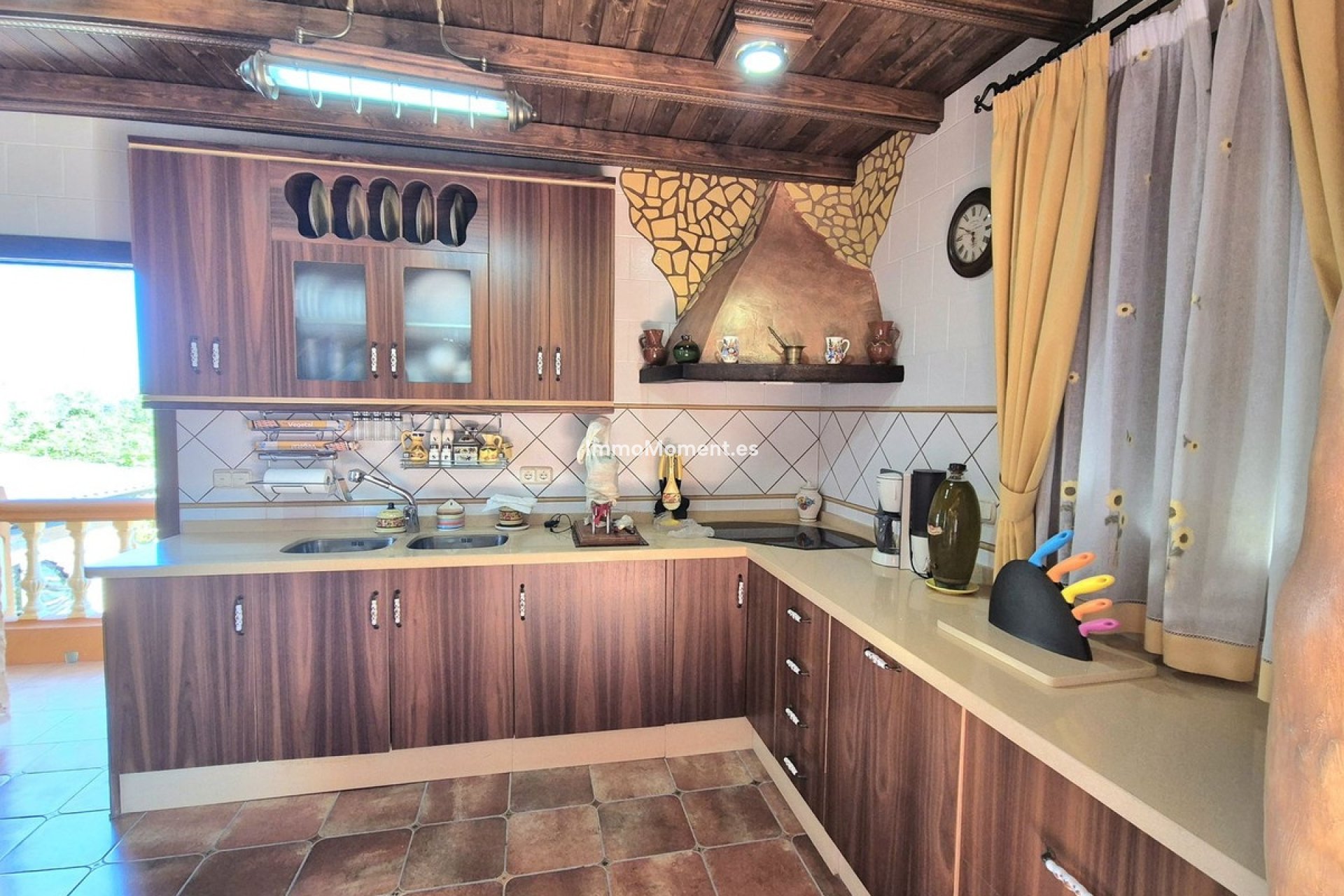 Resale - Country house - Inland  - Coín