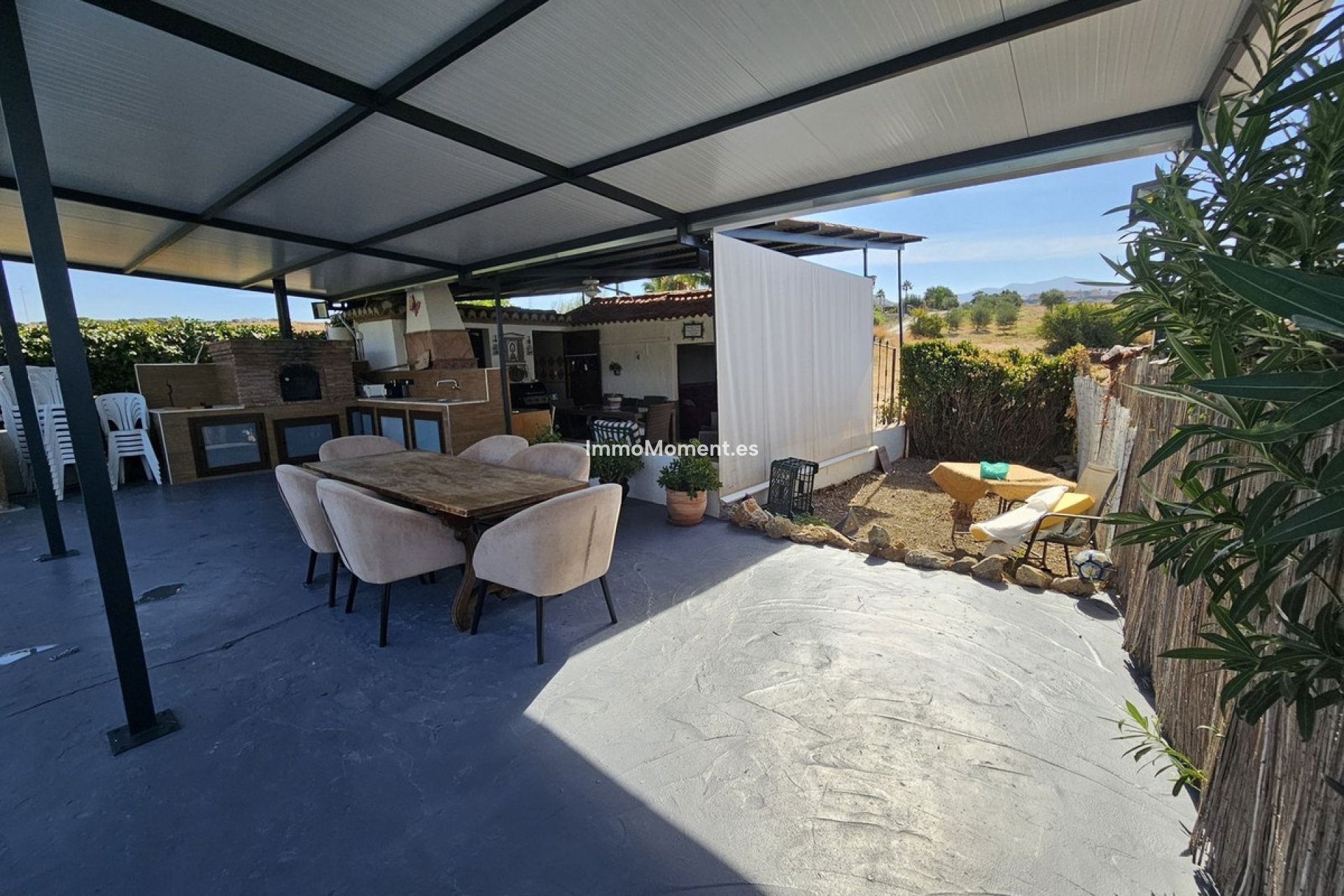 Resale - Country house - Inland  - Coín