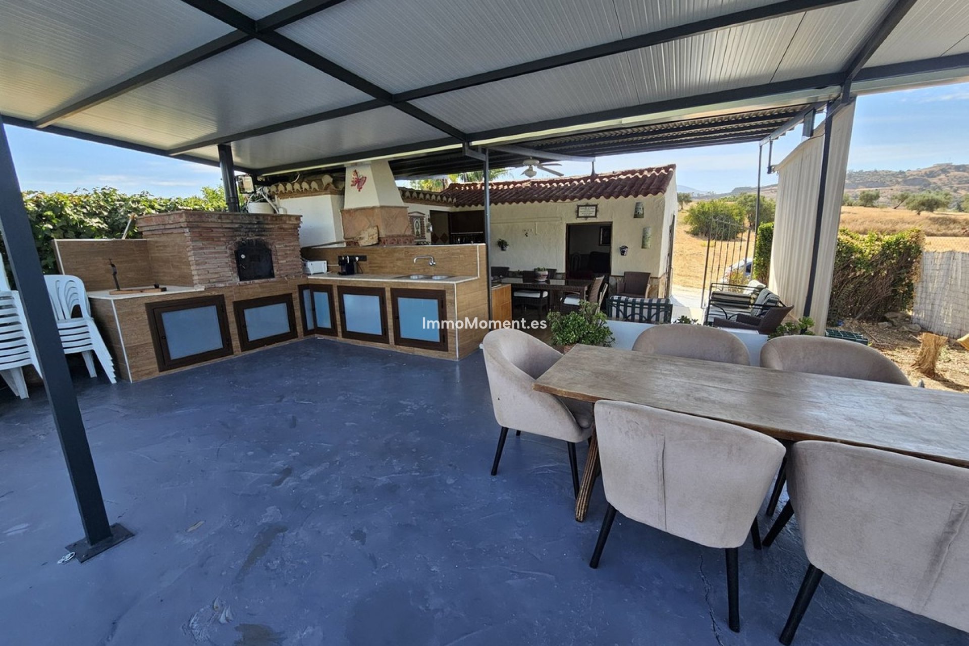 Resale - Country house - Inland  - Coín