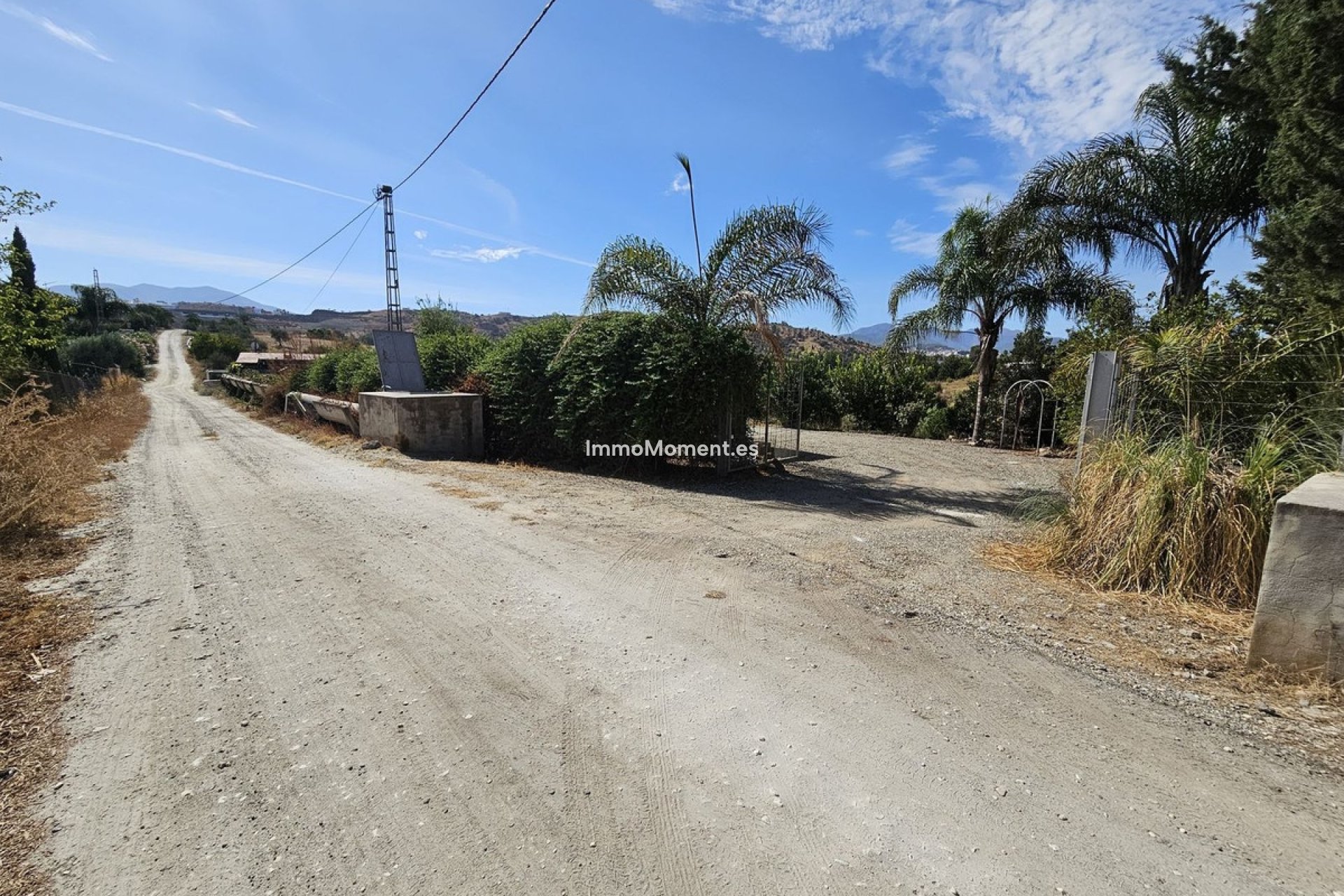 Resale - Country house - Inland  - Coín