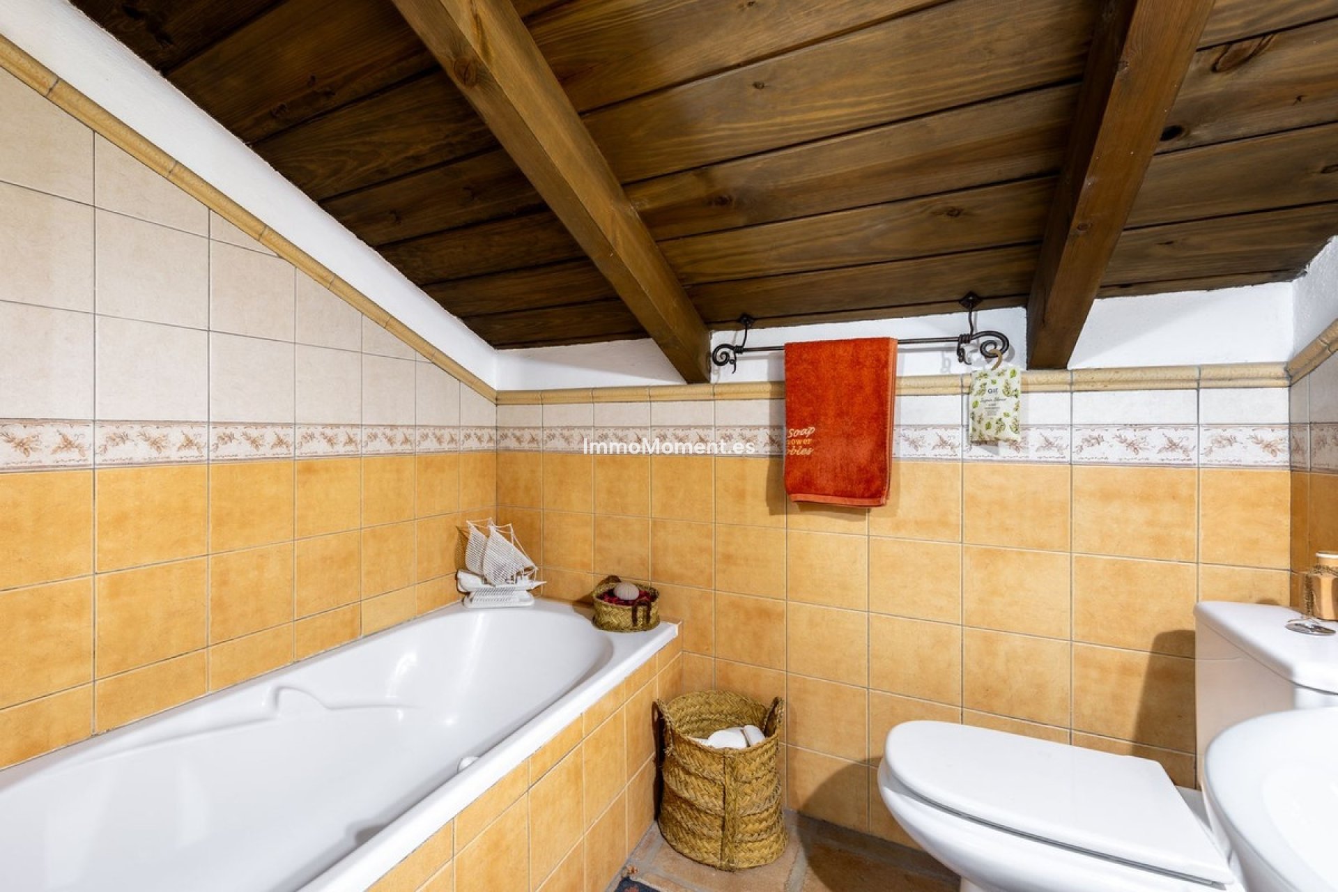 Resale - Country house - Inland  - Coín