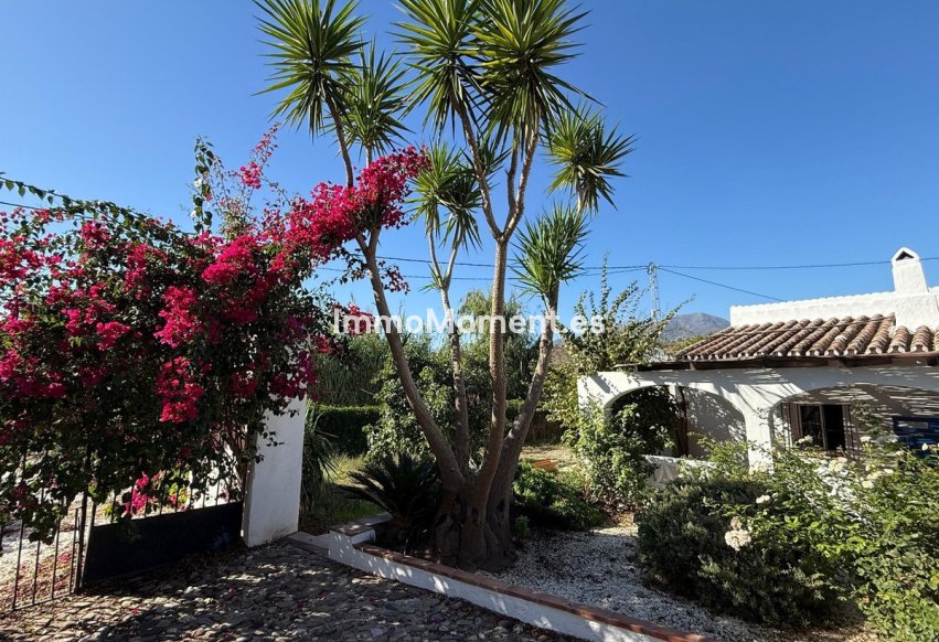 Resale - Country house - Inland  - Coín