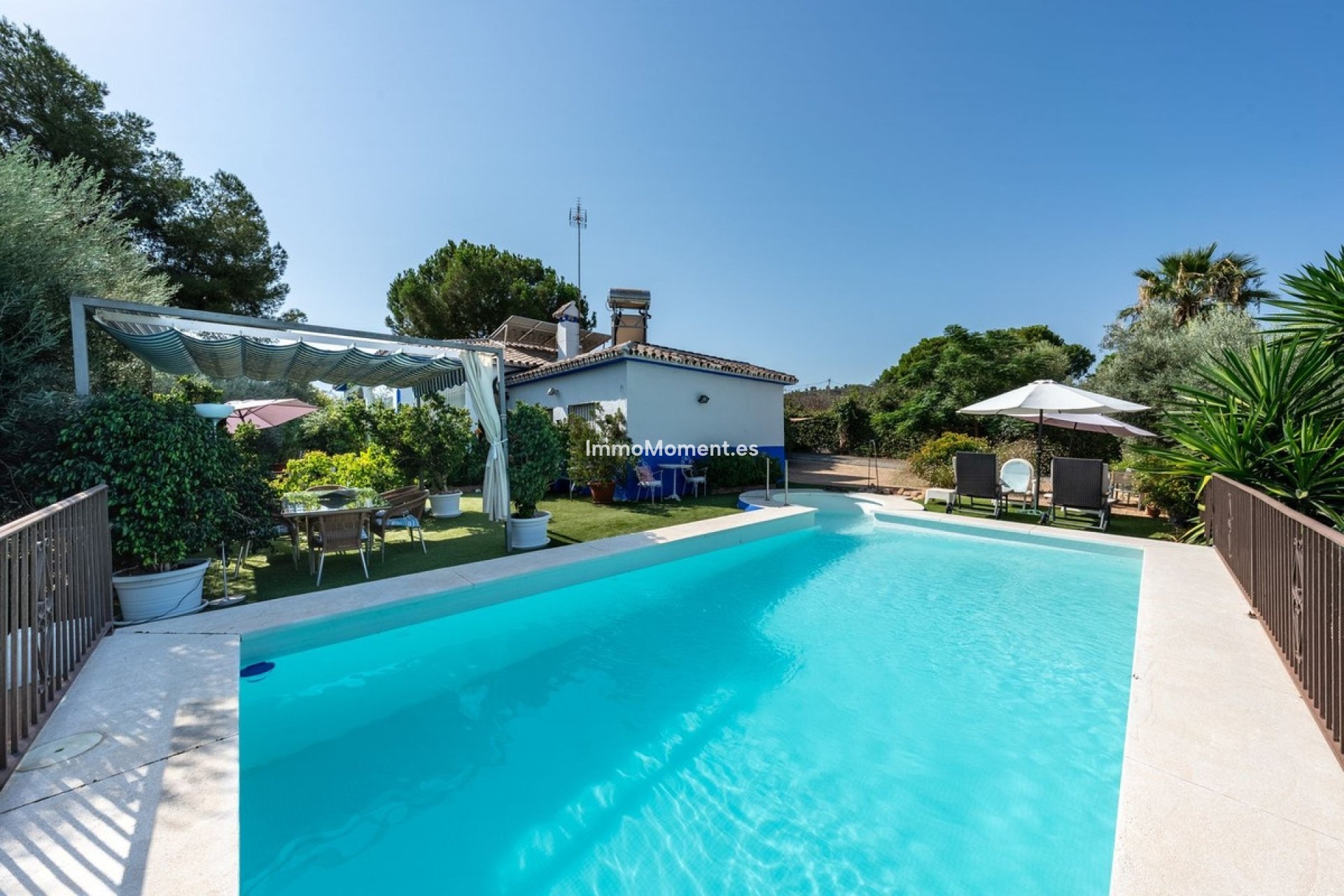 Resale - Country house - Inland  - Coín